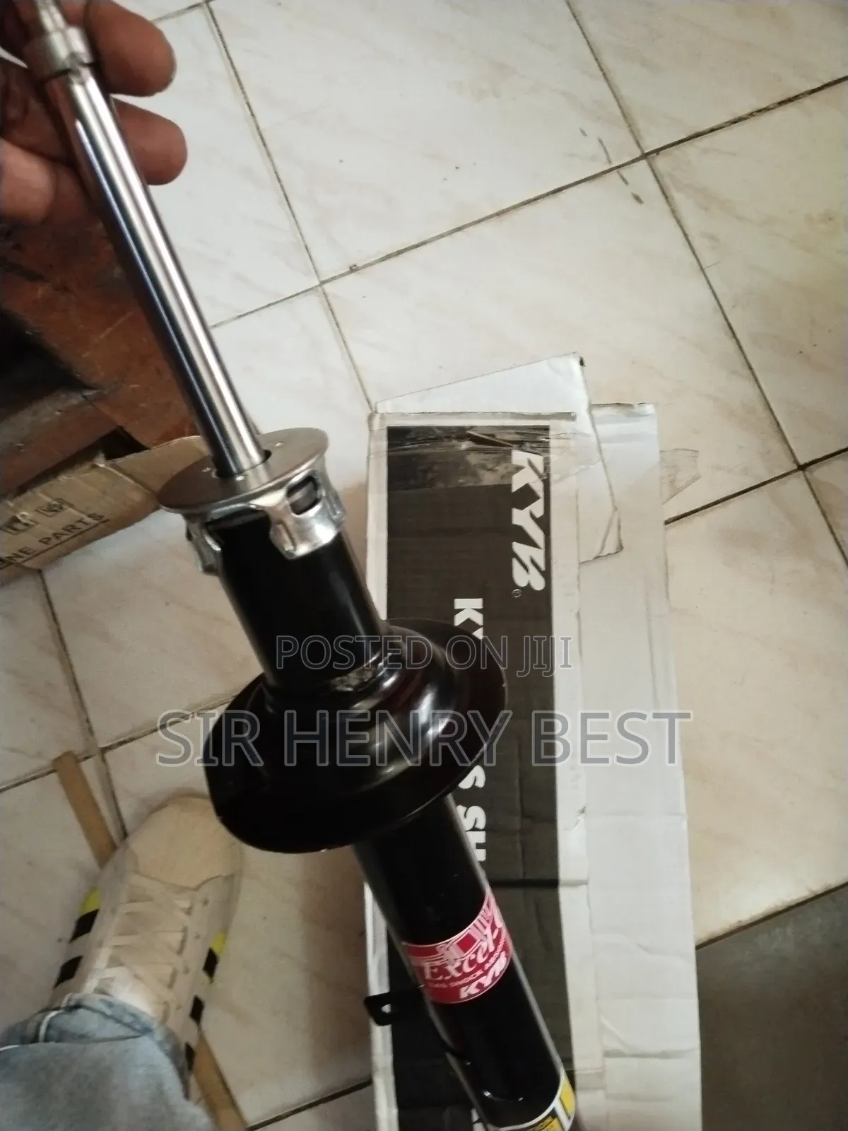 Kyb Front Shocks Absorbers With Sensor Lexus Gs 350 .2014/ 2020