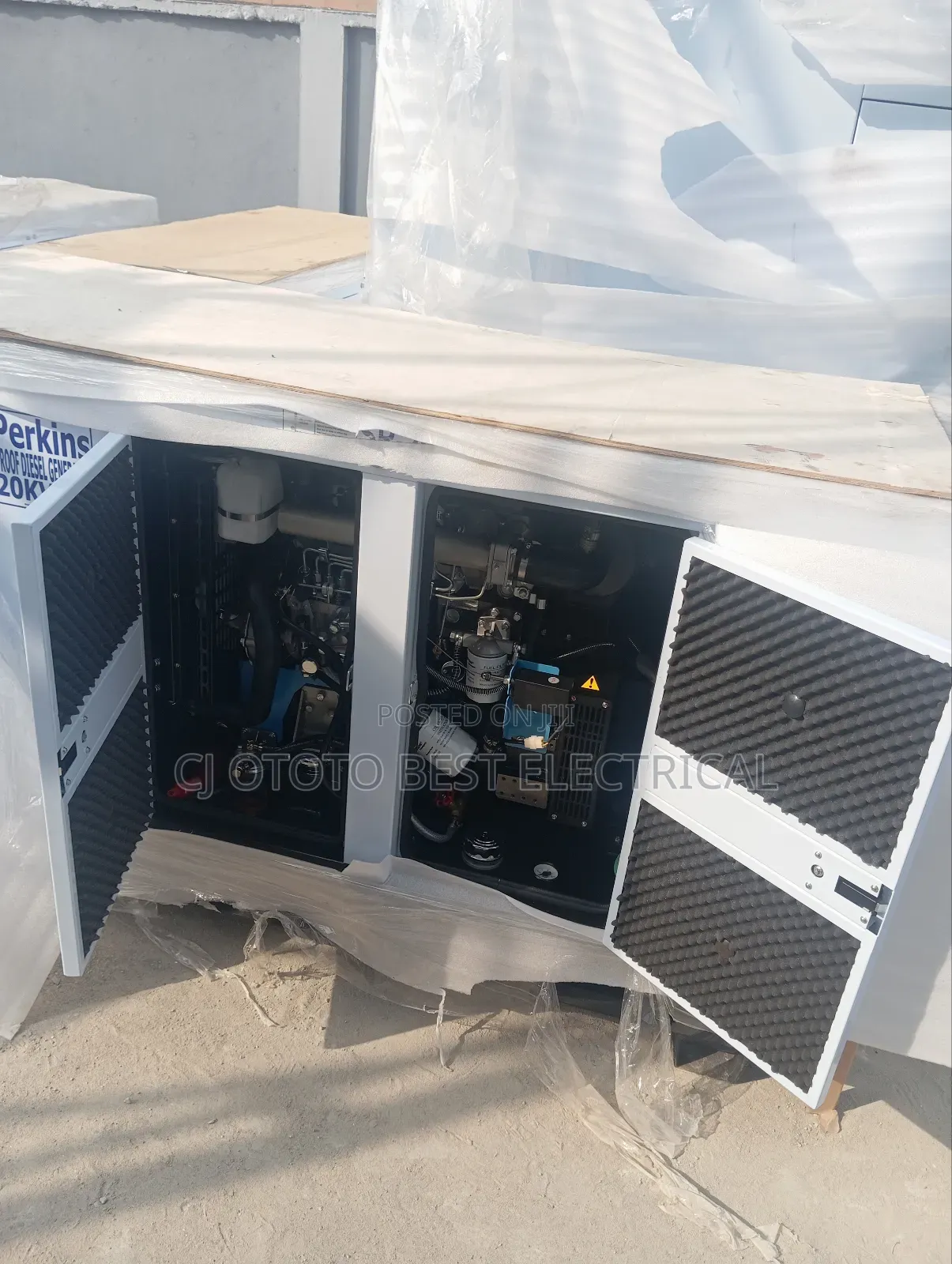 Standard 20kva Perkins Generator Soundproof Brand New