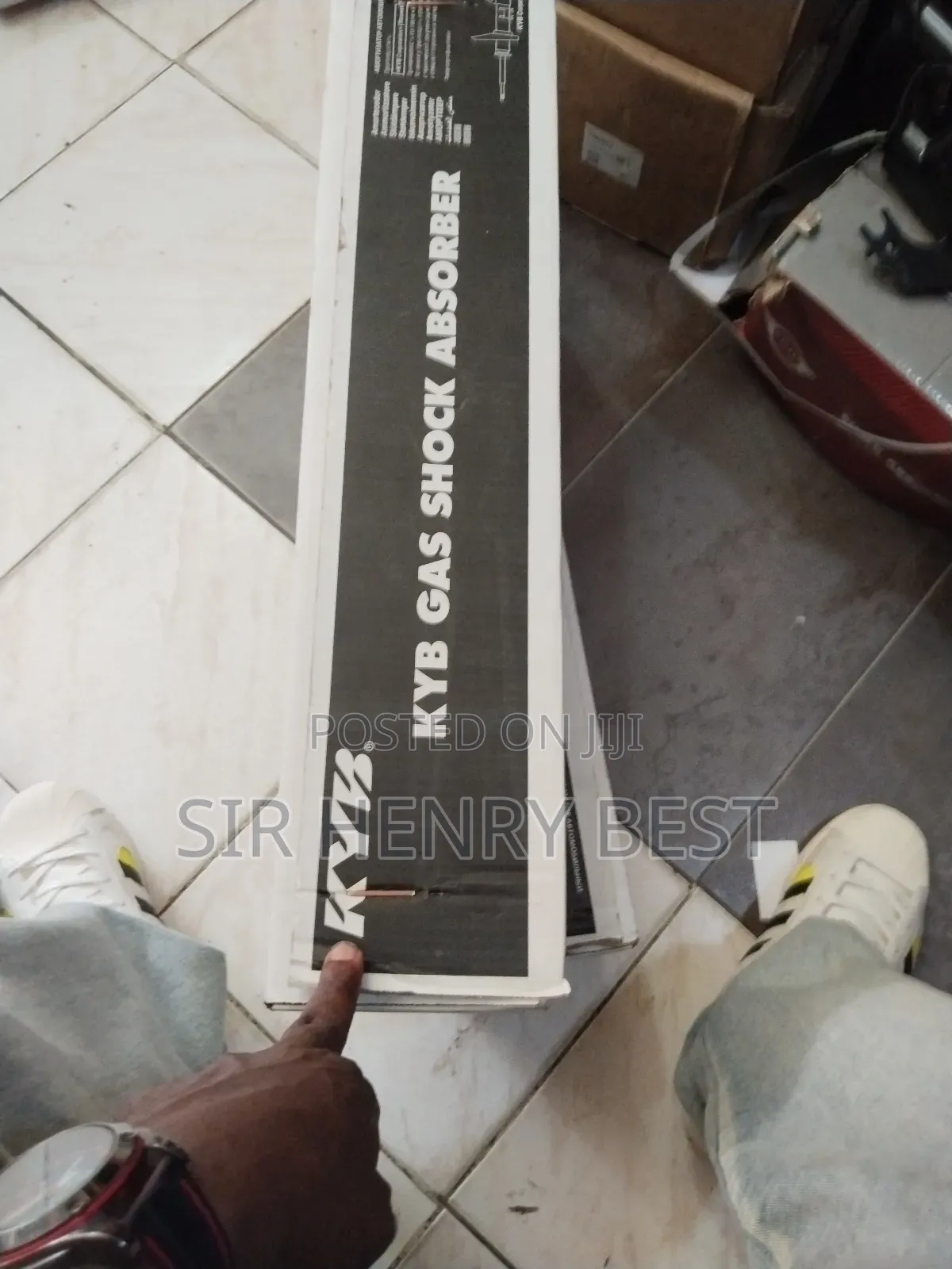 Rear Shocks Absorbers Kyb With Sensor Lexus Gs 350 .2014/2020