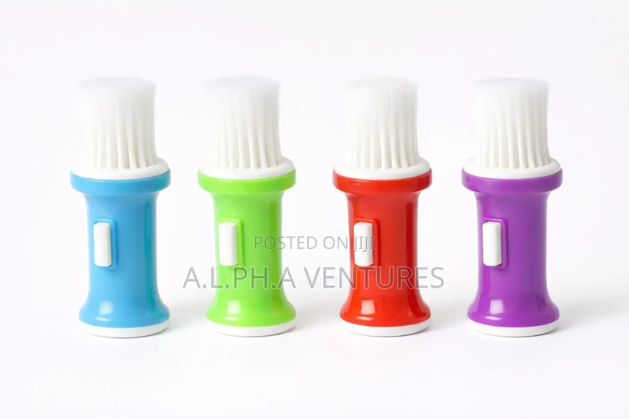 Barber's Face Brush