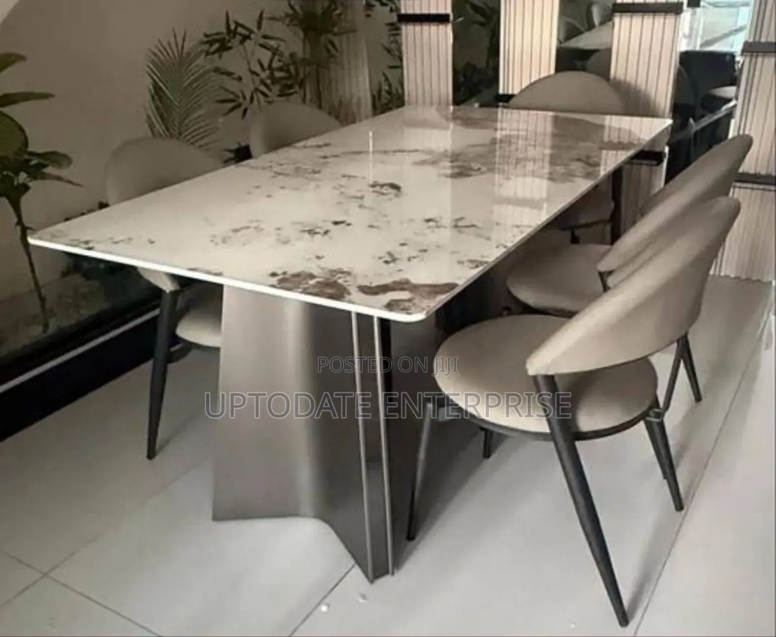 Upholstered 4 Seaters Dining Set