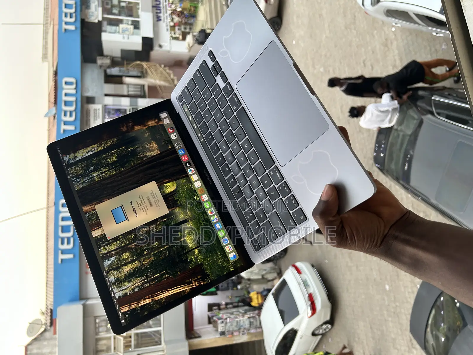 Laptop Apple MacBook Pro 2020 M1 8GB Apple M1 SSD 256GB