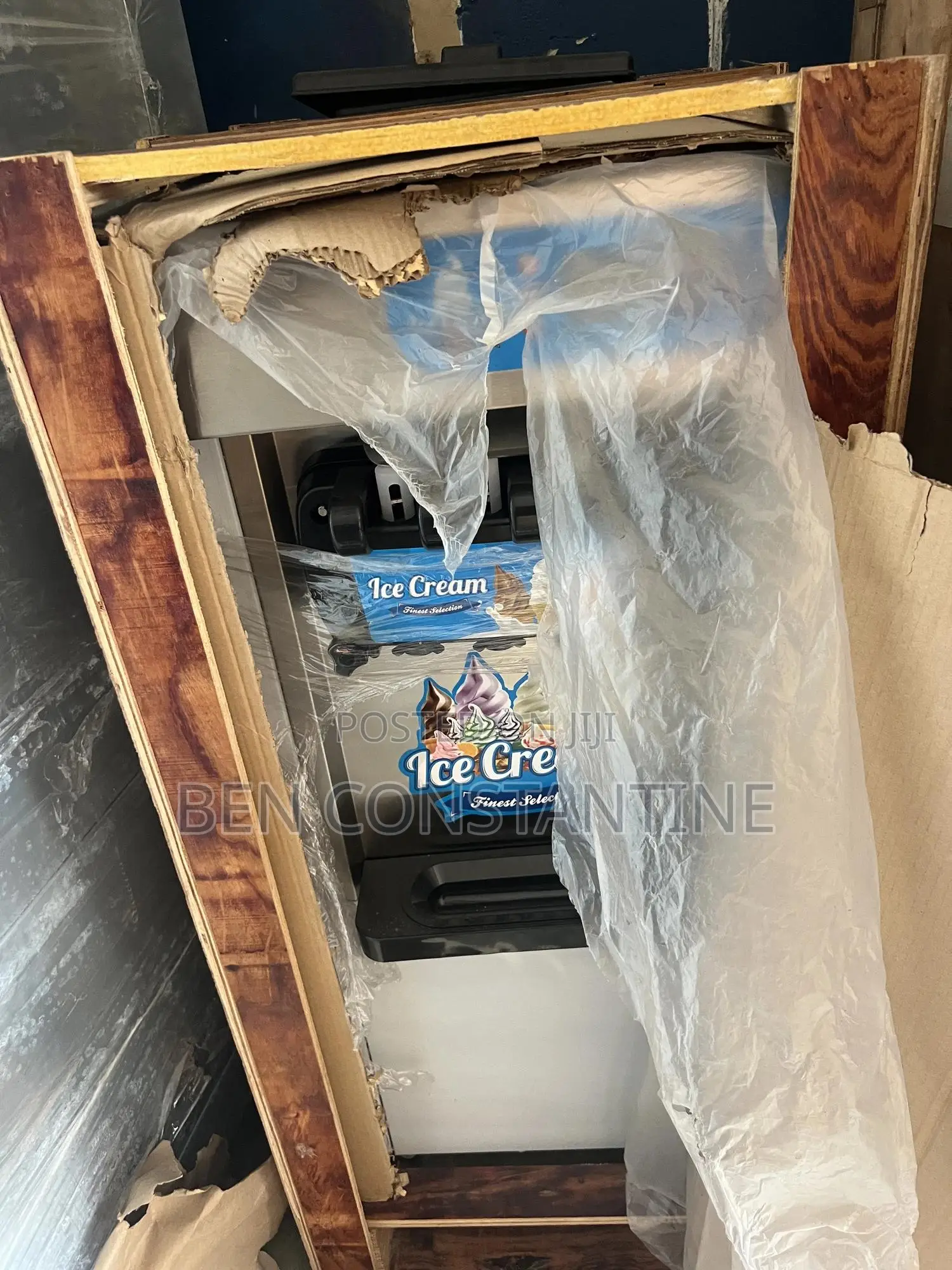 Ice Cream Machine ( Standing 3 Nozzles)