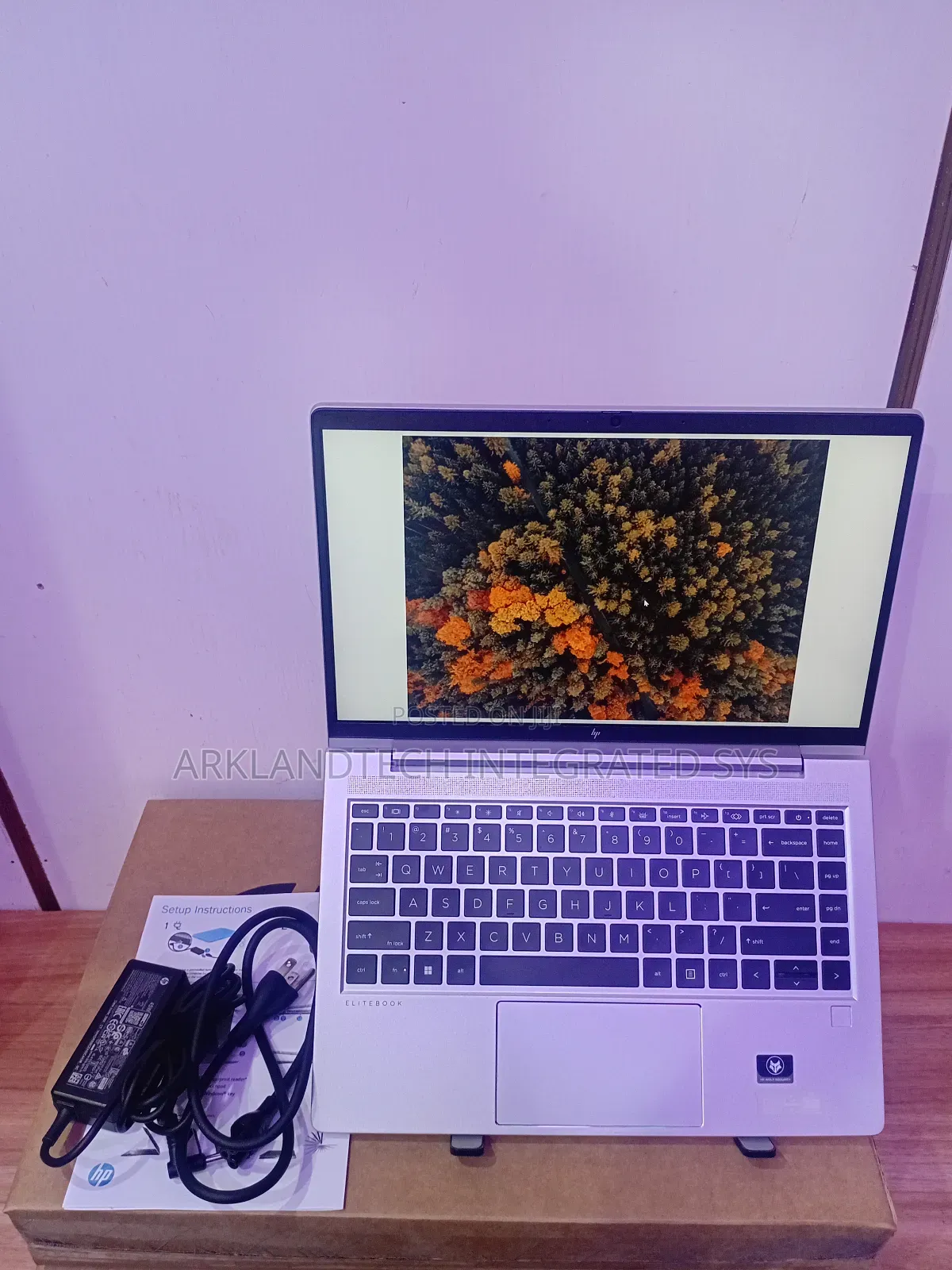 New Laptop HP EliteBook 640 G11 16GB AMD Ryzen 5 SSD 256GB