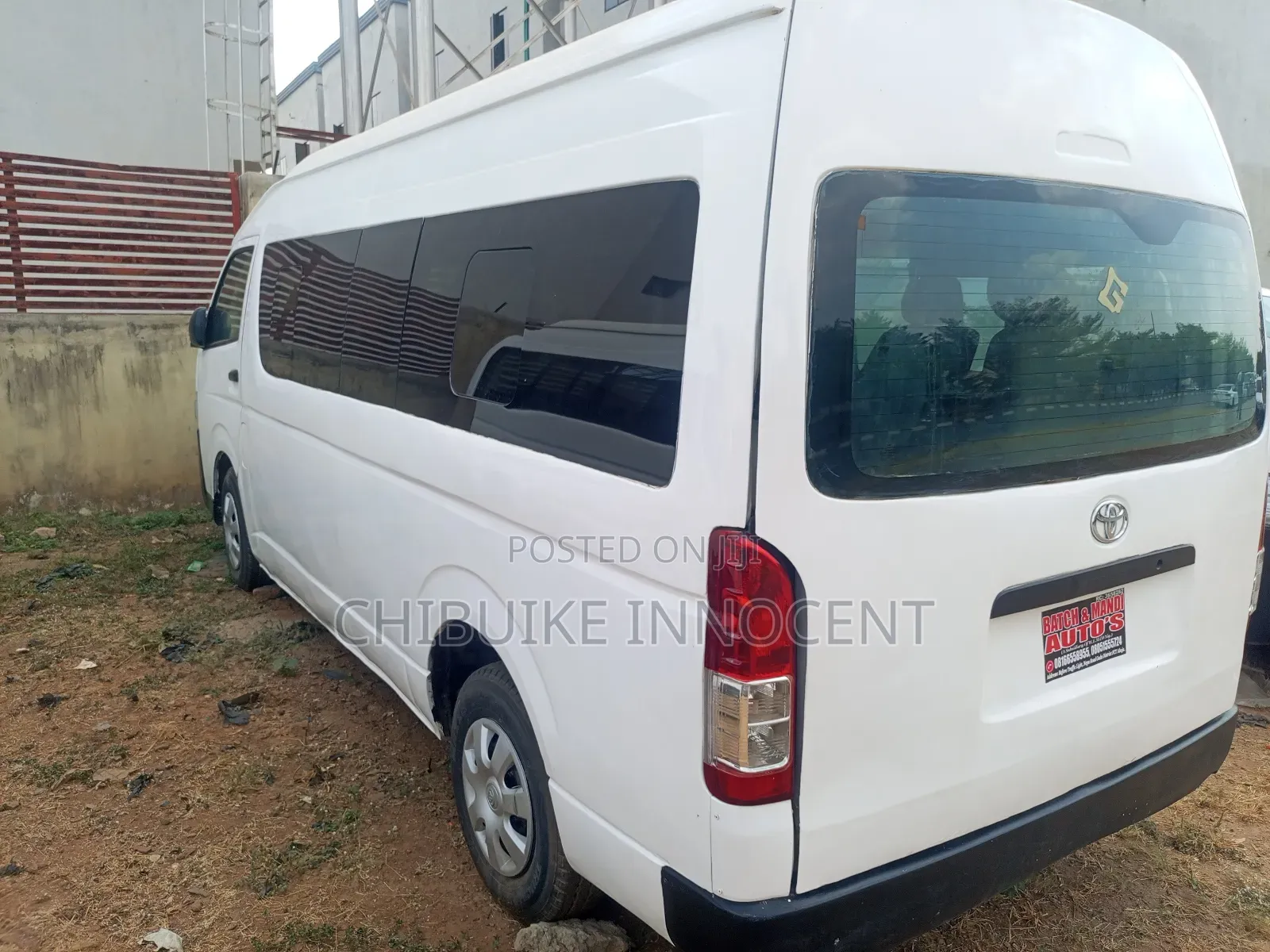 Toyota HiAce 2012 White
