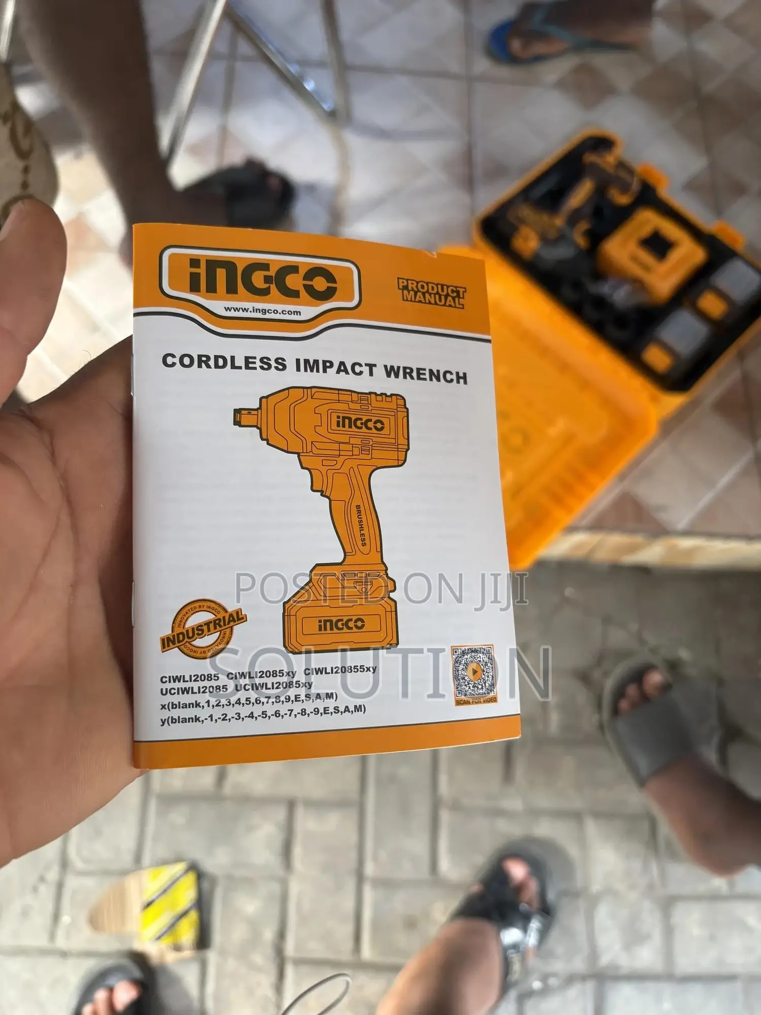 Heavy Duty 1/2” Battery Impact Wrench