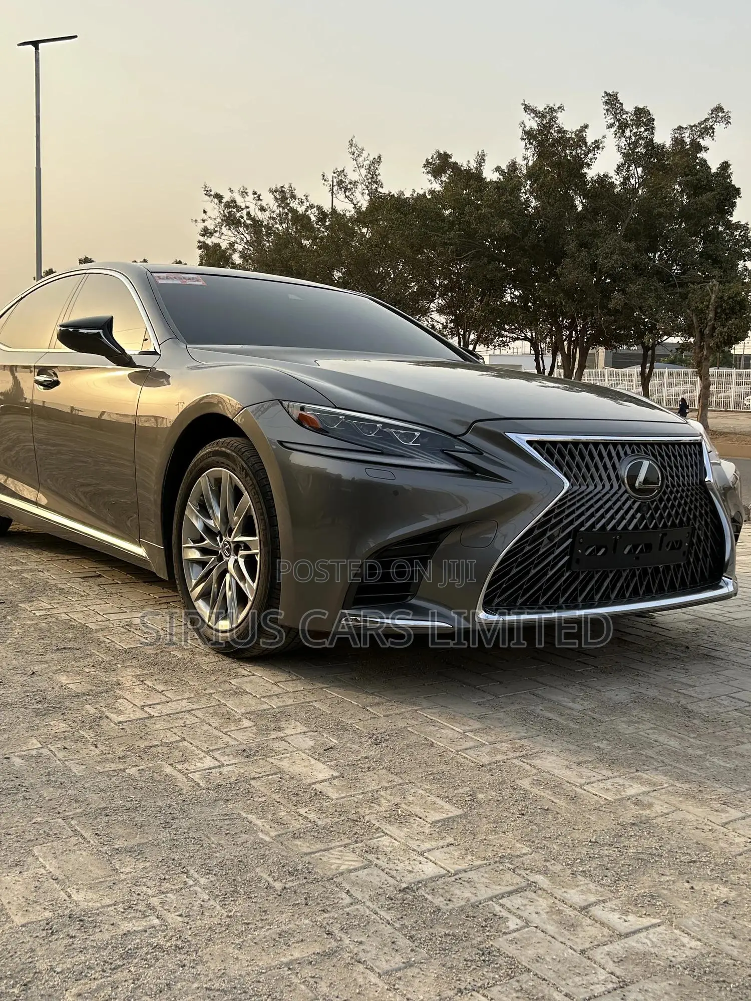 Lexus LS 500 AWD 2018 Gray