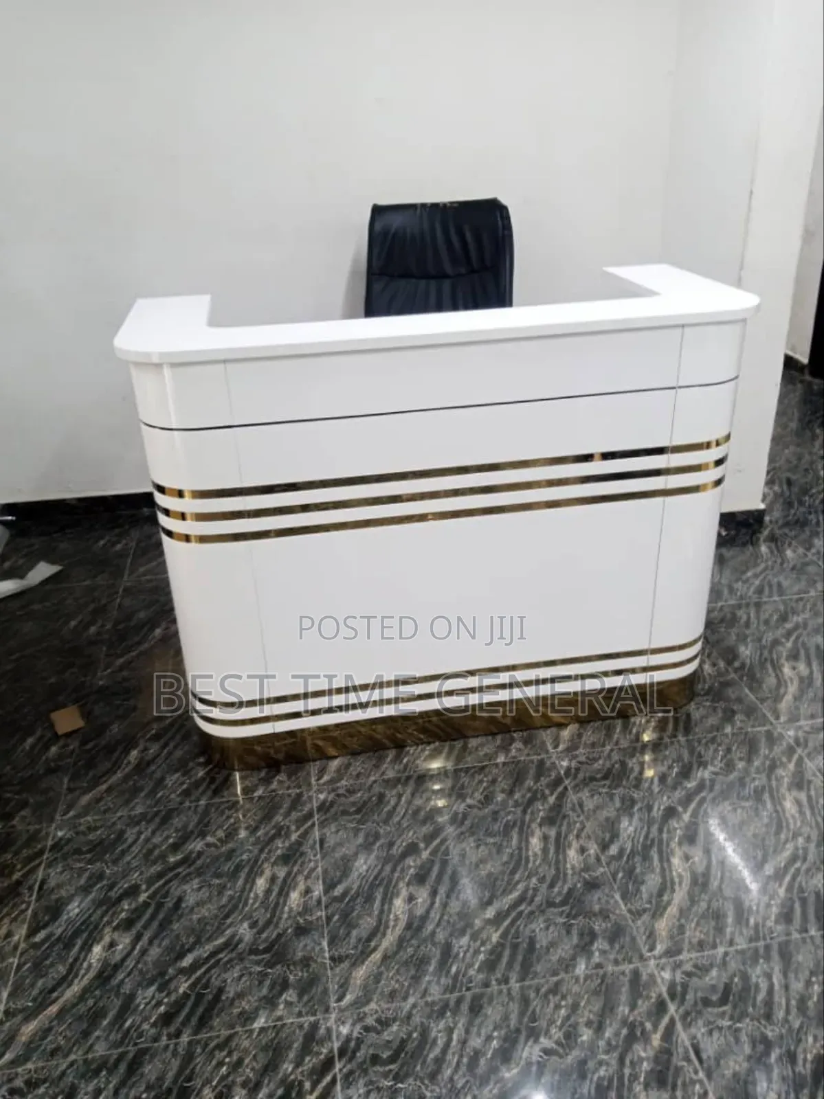 First Klass Luxury Reception Table