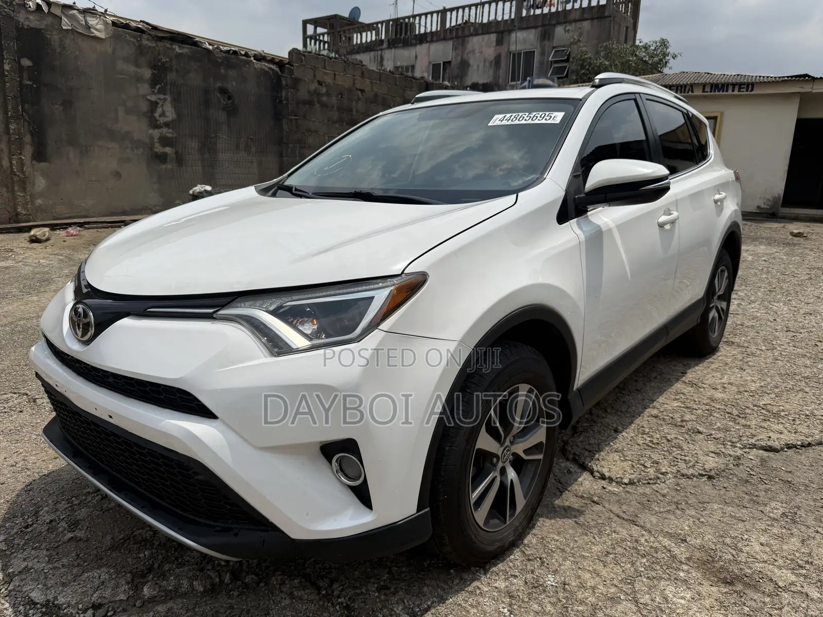 Toyota RAV4 2017 White