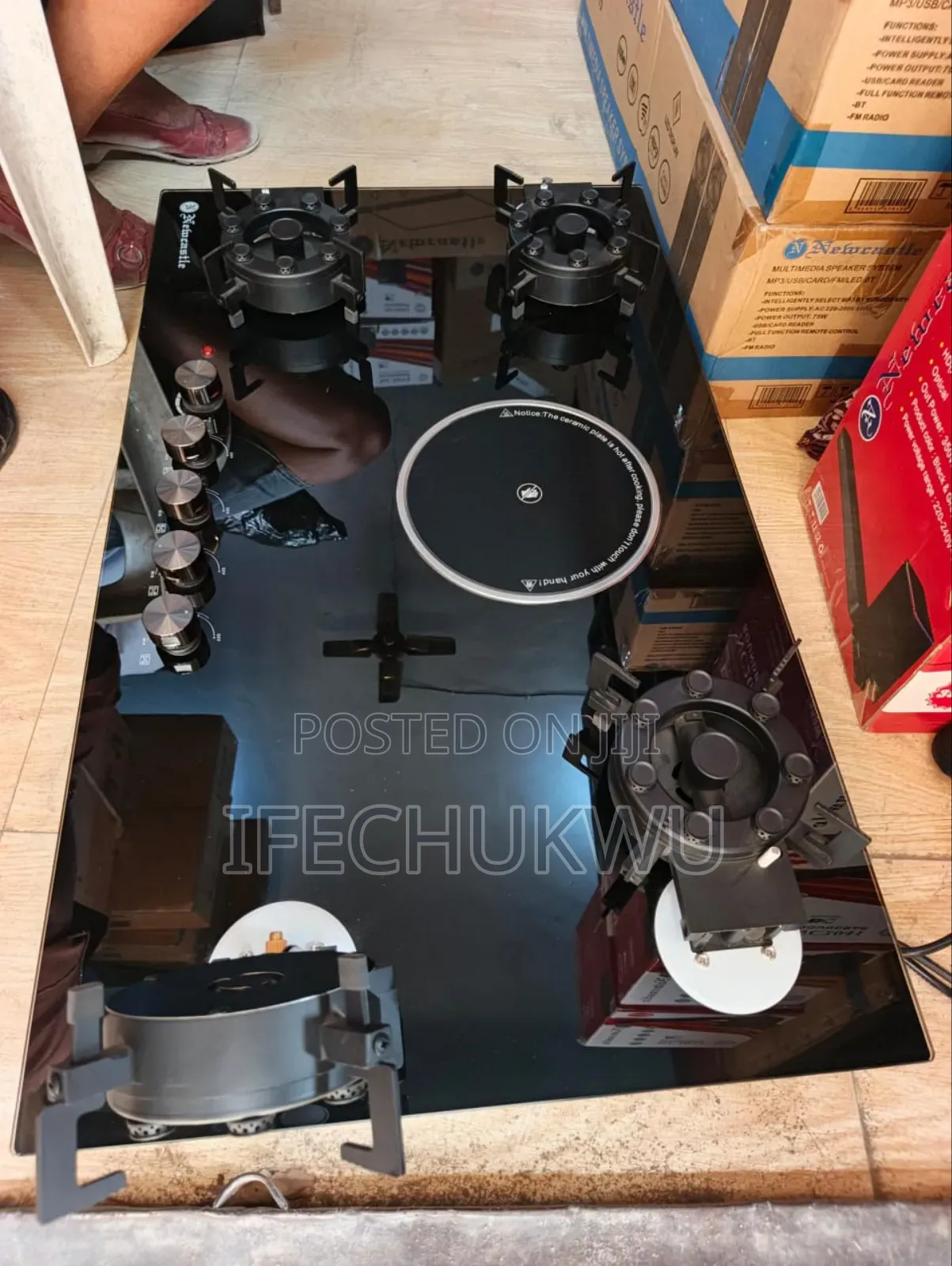 Original Newcastle Built-in Premium 90cm Flips Up 4+1 Gas Ele Cooker