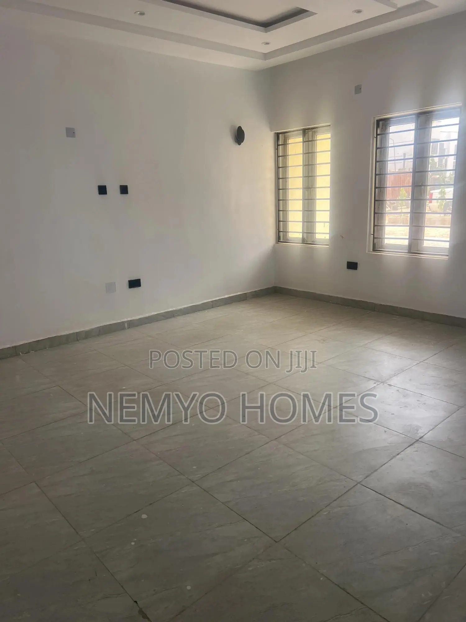 4bdrm Duplex in Kaura for sale