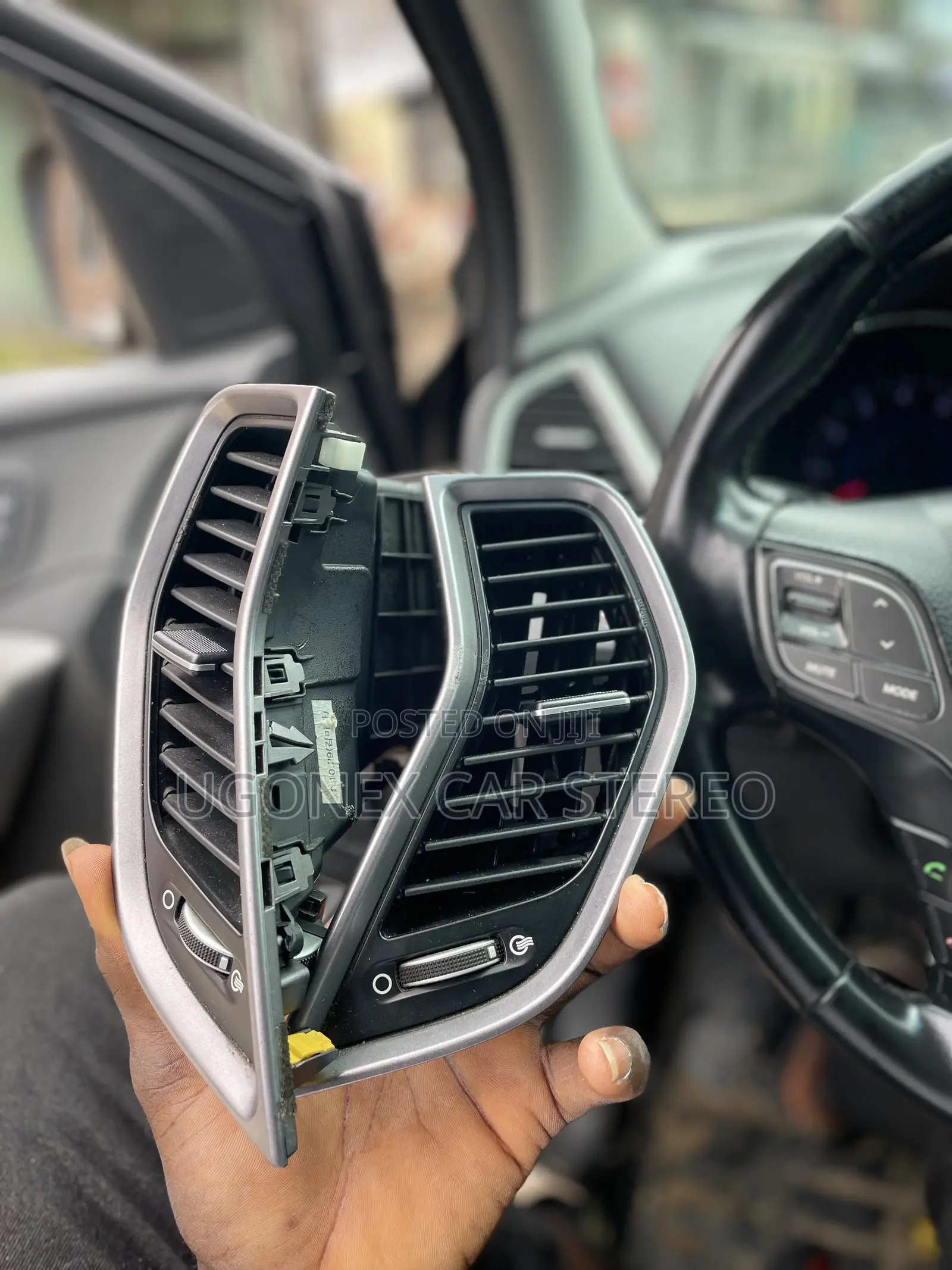 2013-16 Hyundai Santa Fe Factory a/C Vents