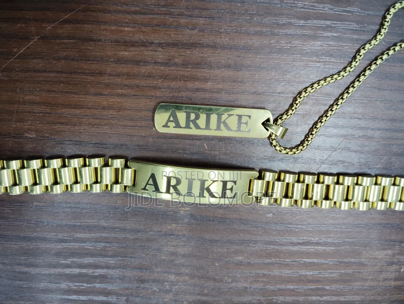 Engraving on Wrist Chain and Necklace With the Material
