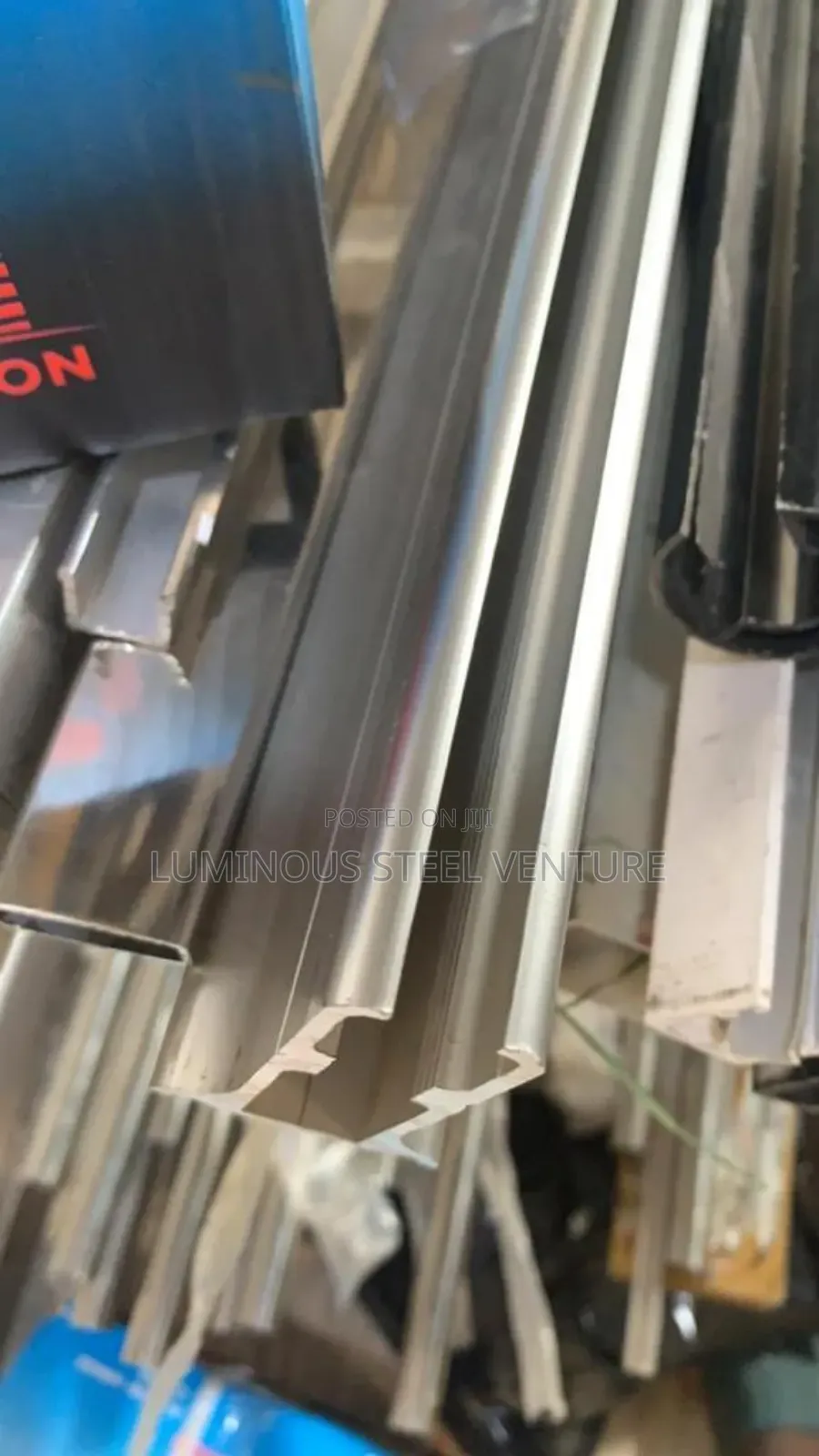 We Deal With Kinds of Stainless Stainless Handrail 304 Grade 