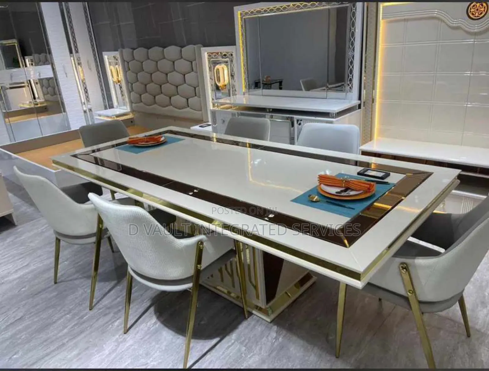 6 Seater Classic Dining