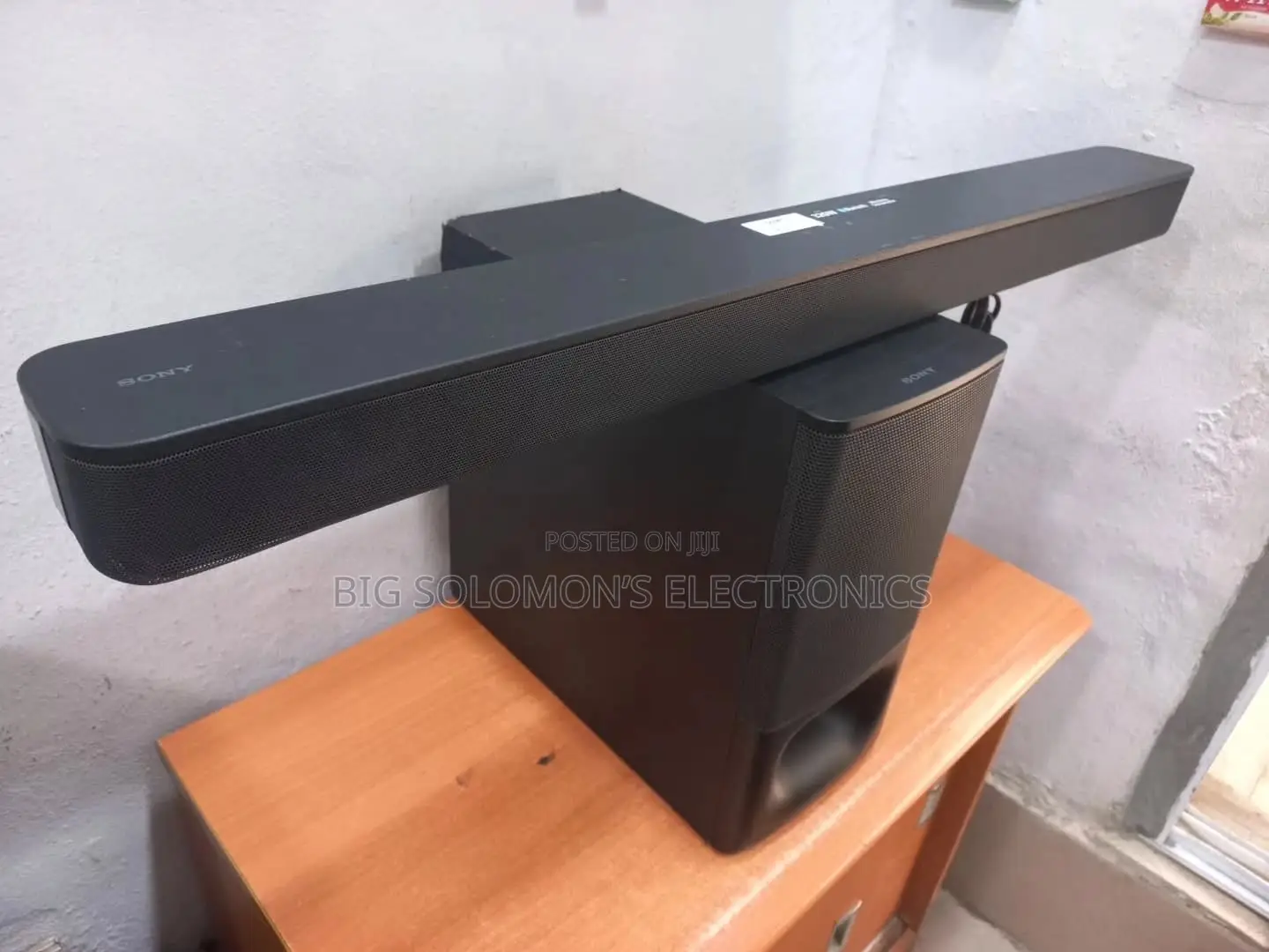 Sony Soundbar Ht-S350 With Its "Boom" Wireless Subwoofer