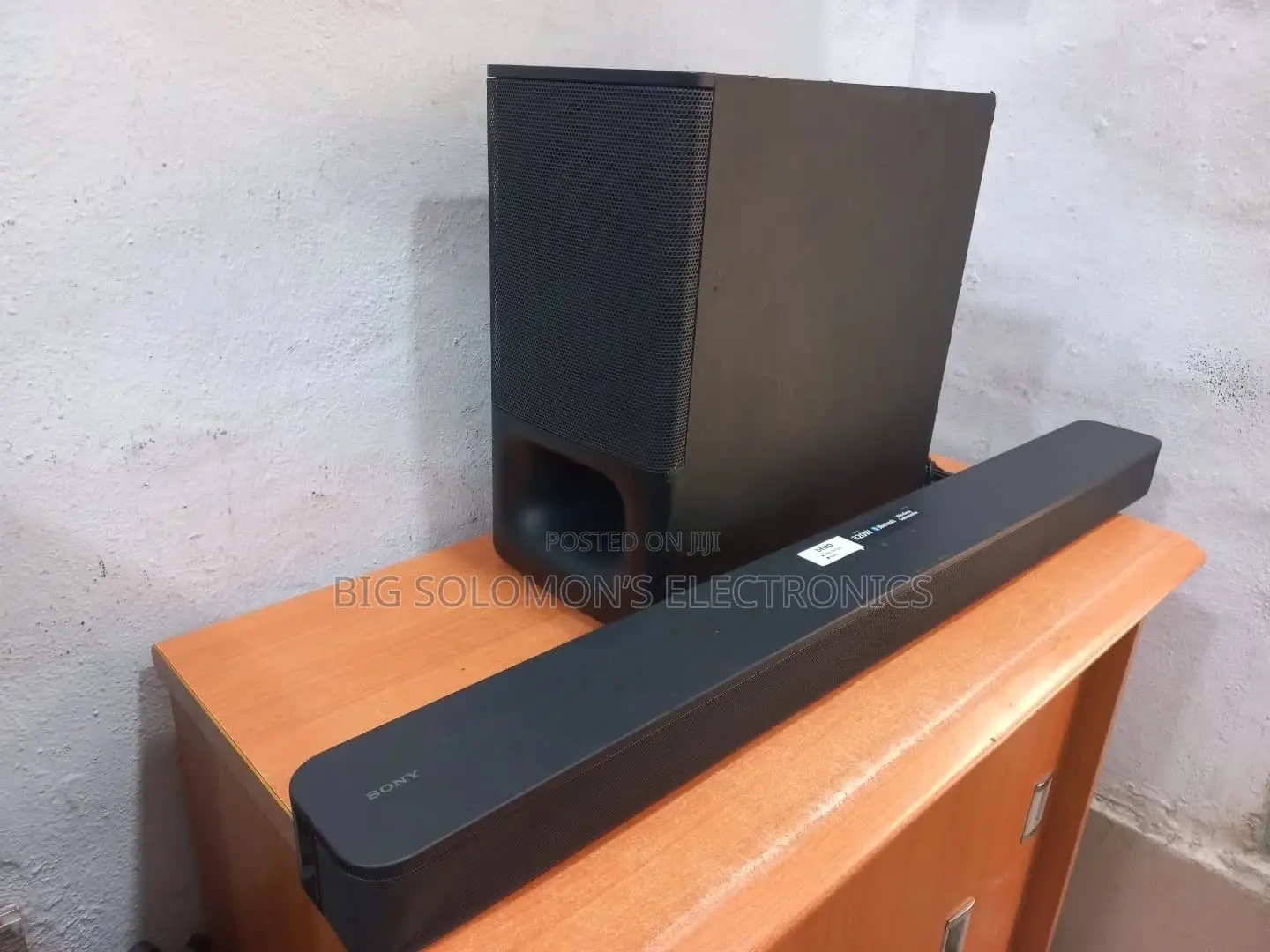 Sony Soundbar Ht-S350 With Its "Boom" Wireless Subwoofer