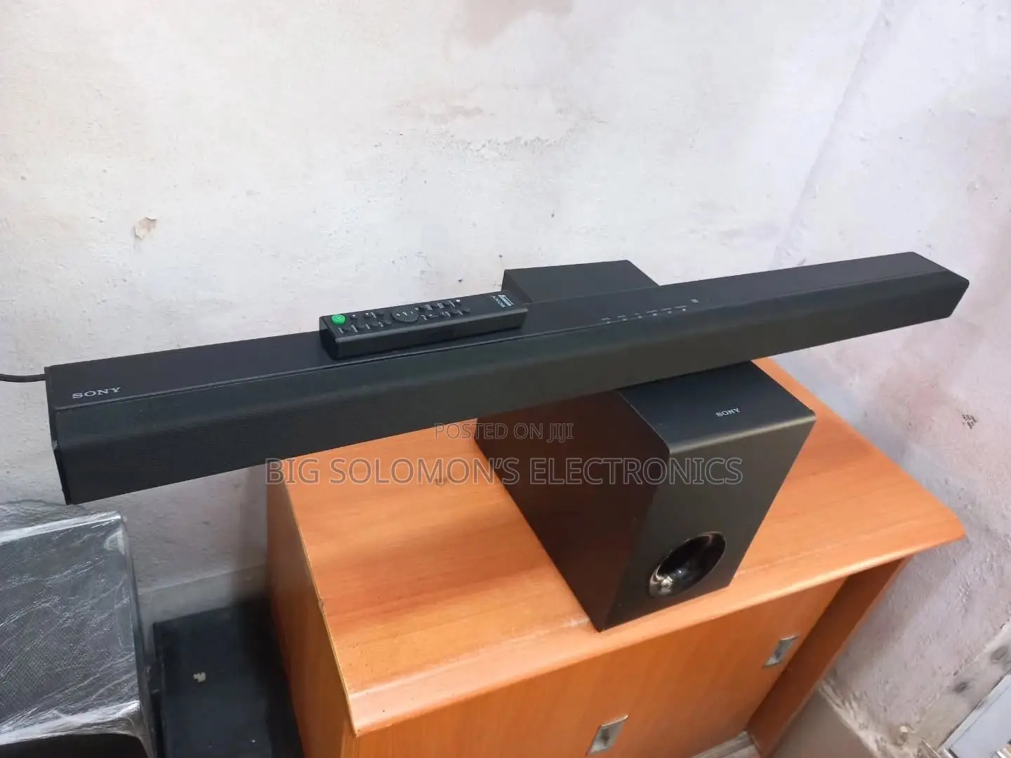 Sony Soundbar Ht-Ct80 With It's Wired Woofer