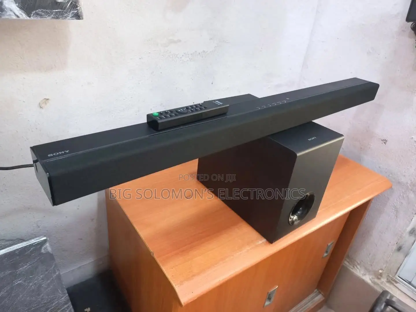 Sony Soundbar Ht-Ct80 With It's Wired Woofer