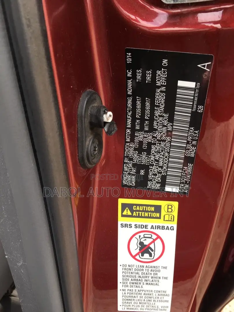 Toyota Sienna 2015 Red