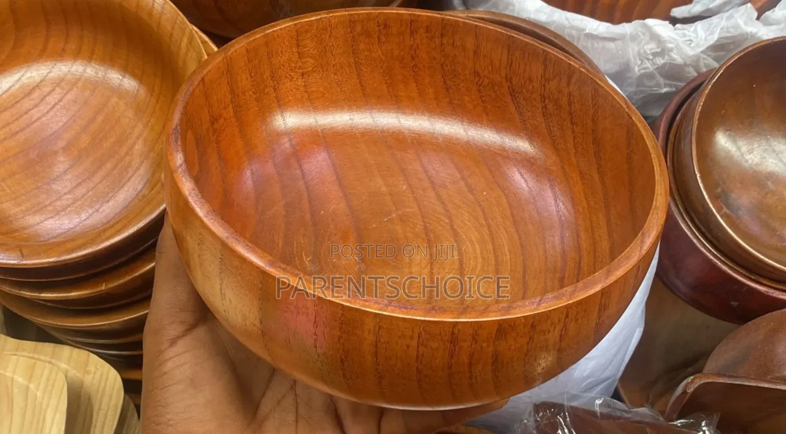 Quality Wooden Bowl- 6 Different Sizes