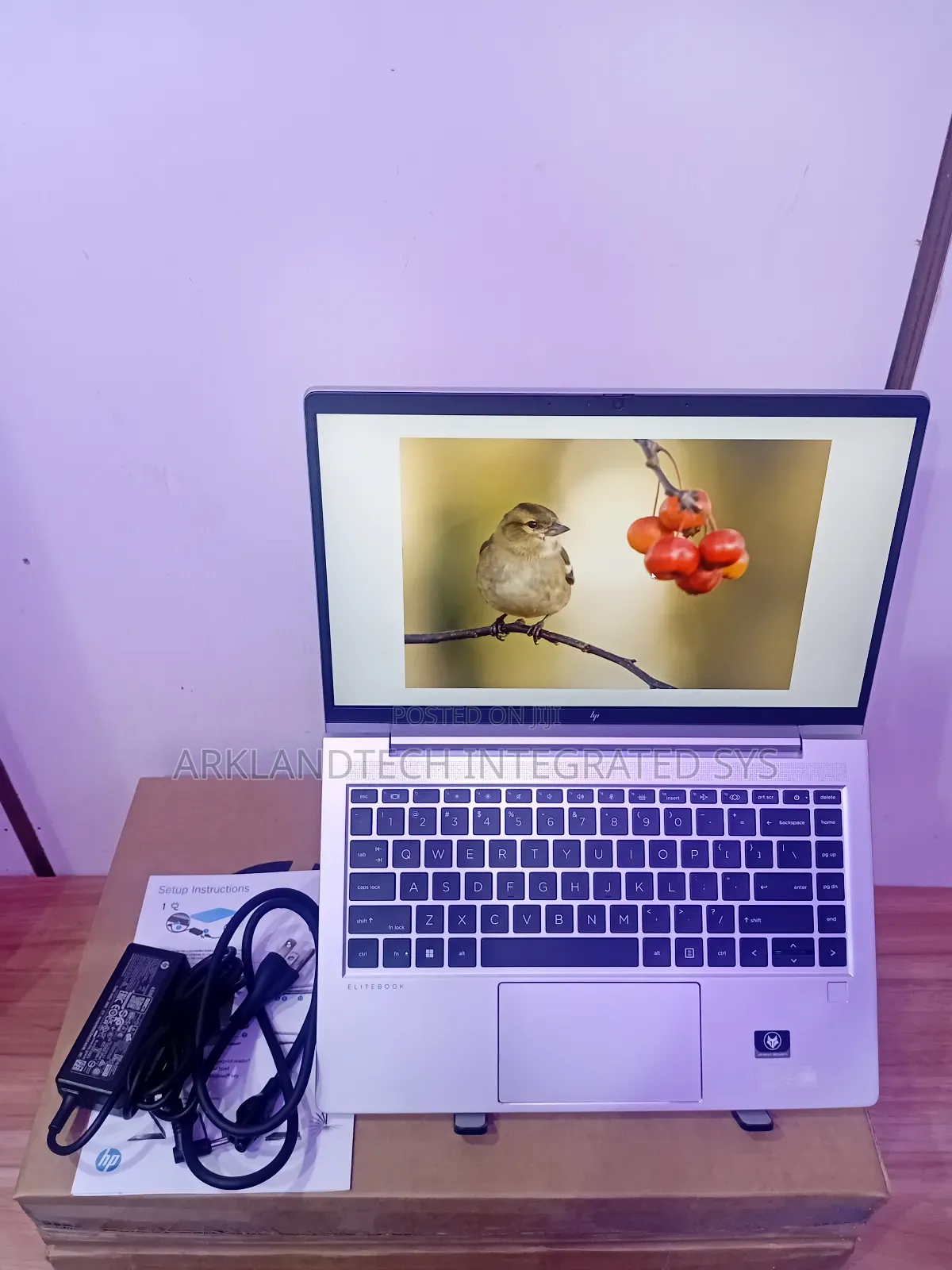 New Laptop HP EliteBook 640 G9 16GB AMD Ryzen 5 SSD 512GB