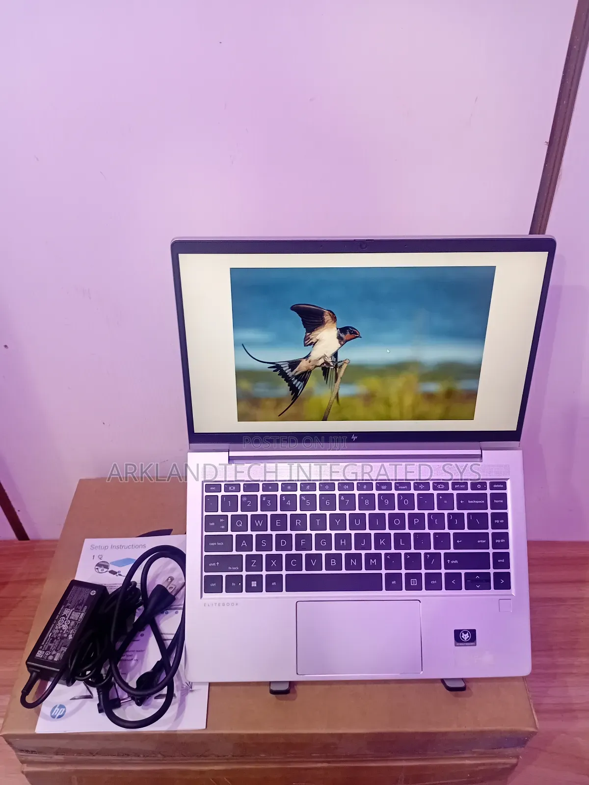 New Laptop HP EliteBook 640 G9 16GB AMD Ryzen 5 SSD 512GB