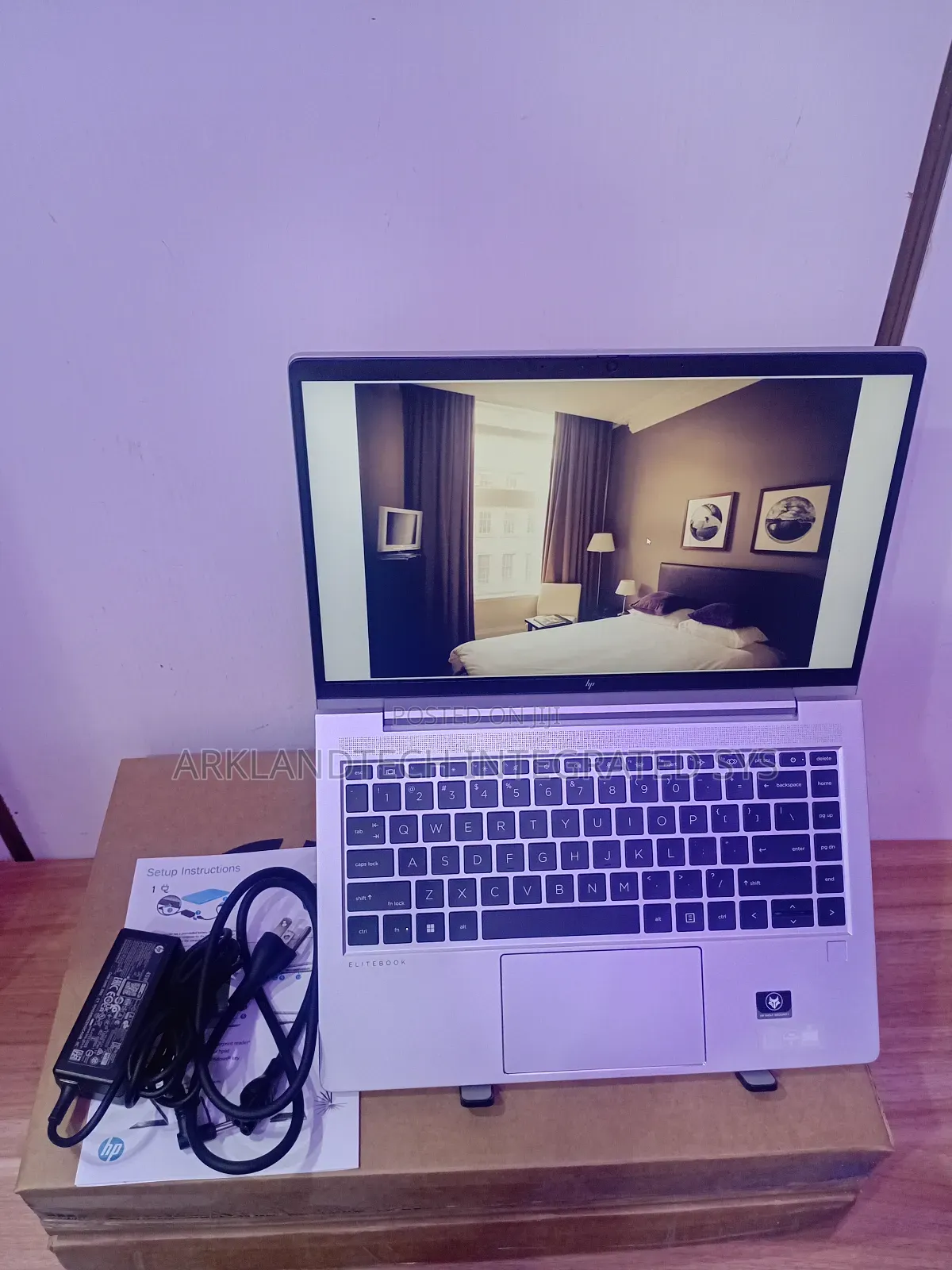 New Laptop HP EliteBook 645 G9 16GB AMD Ryzen 5 SSD 256GB