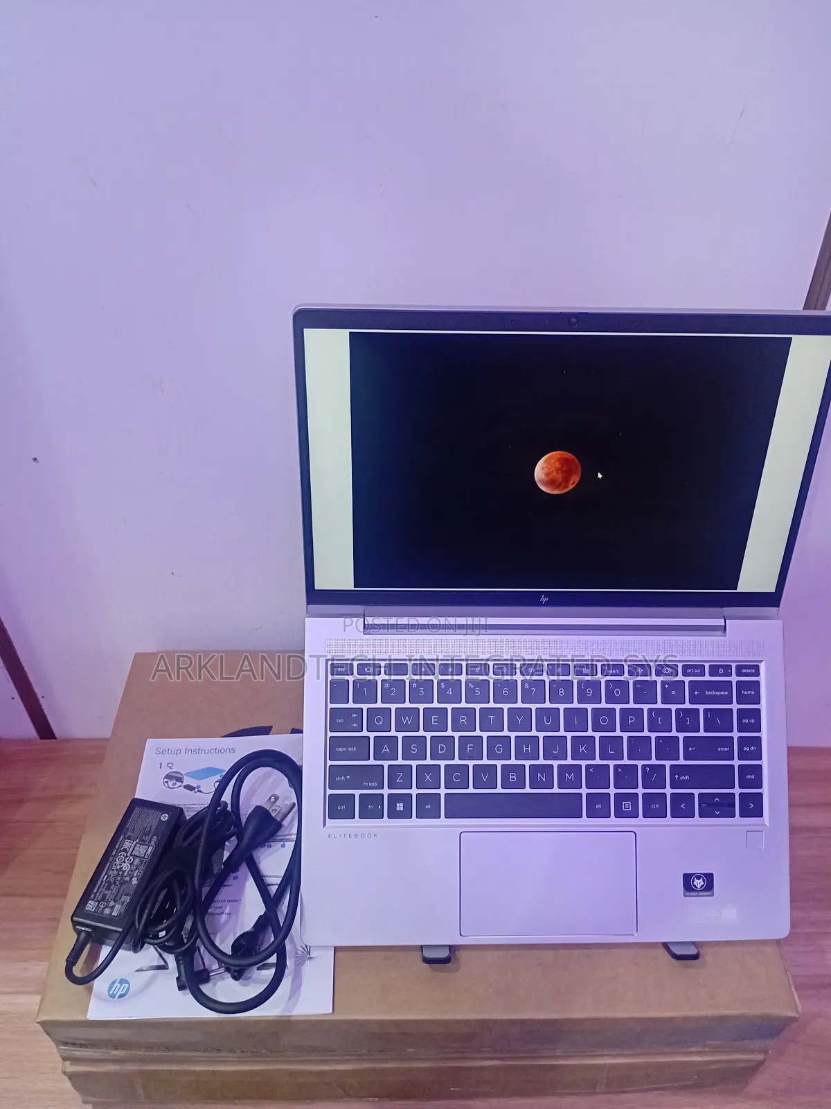 New Laptop HP EliteBook 645 G9 16GB AMD Ryzen 5 SSD 256GB