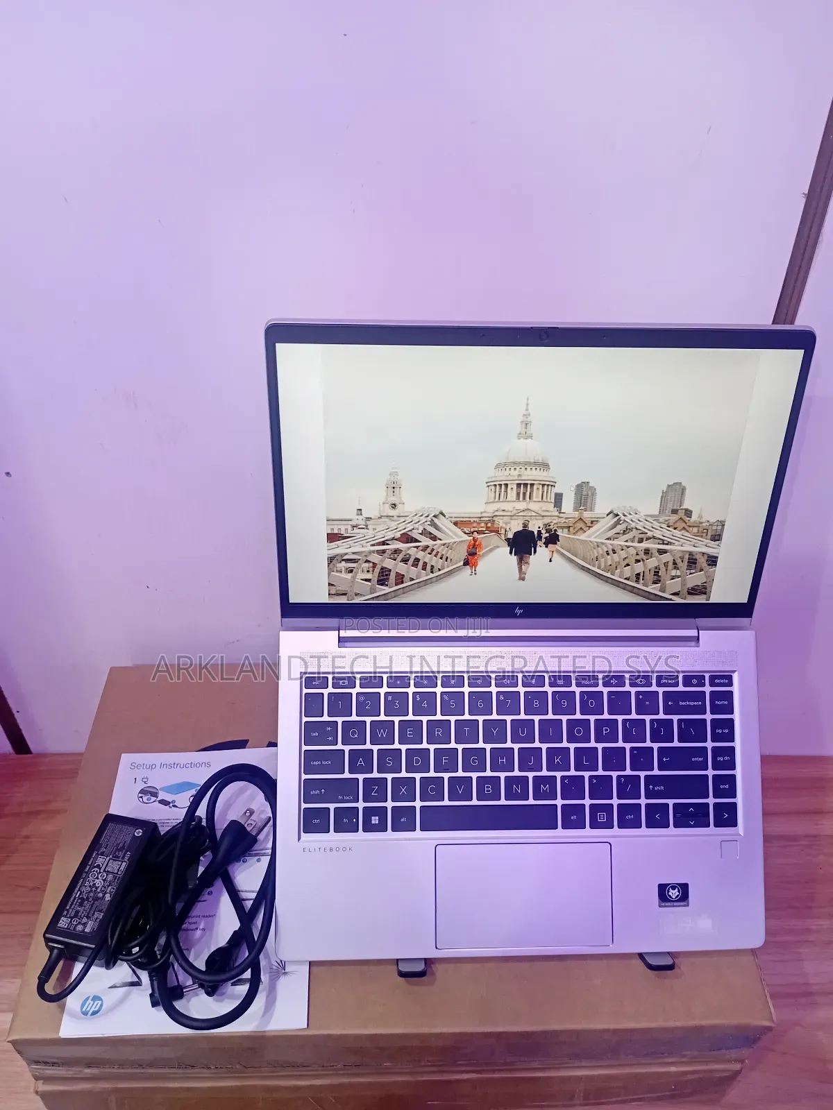 New Laptop HP EliteBook 645 G9 16GB AMD Ryzen 5 SSD 512GB