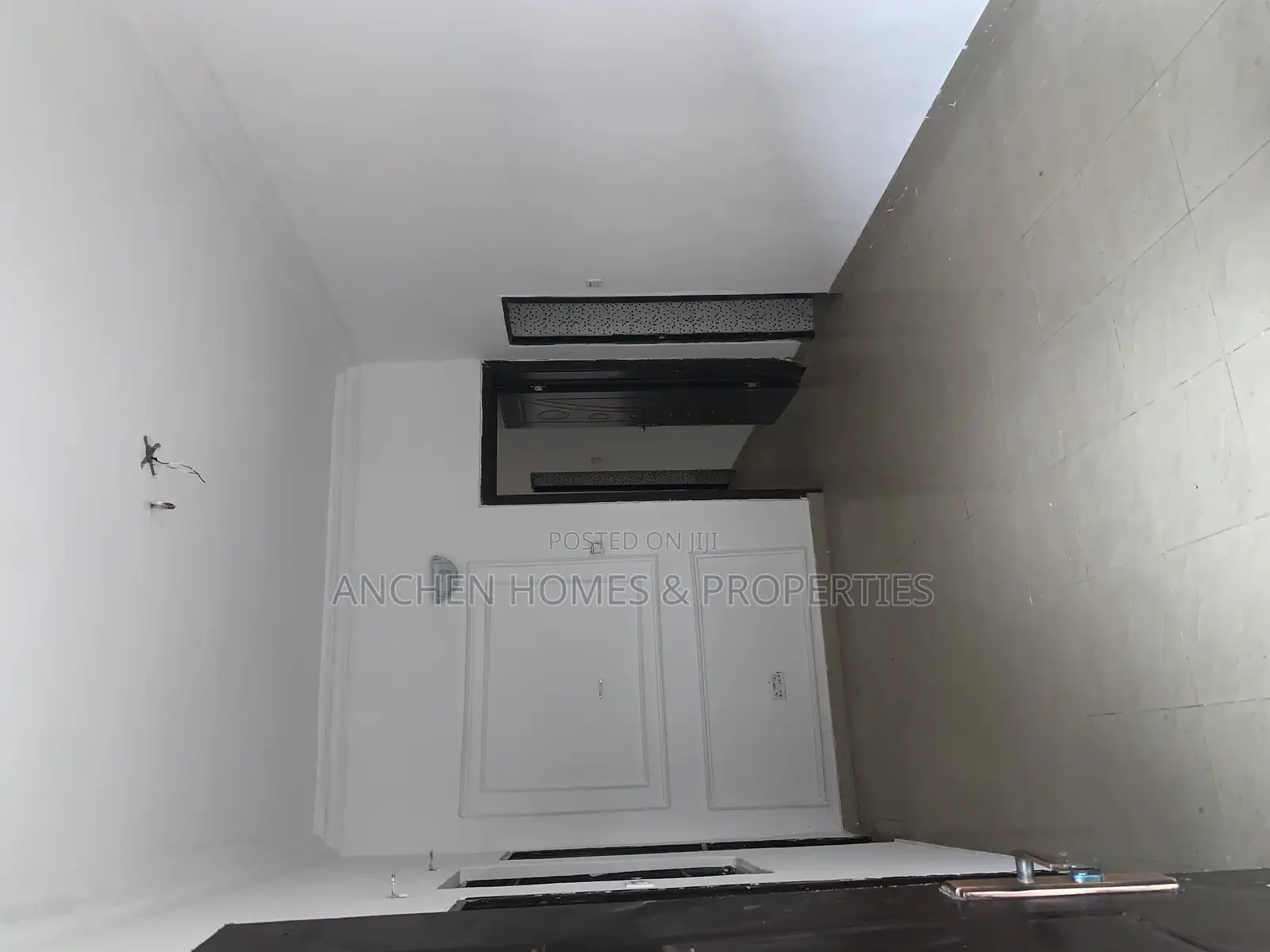 1bdrm Apartment in In A Mini Estate, Lekki for rent