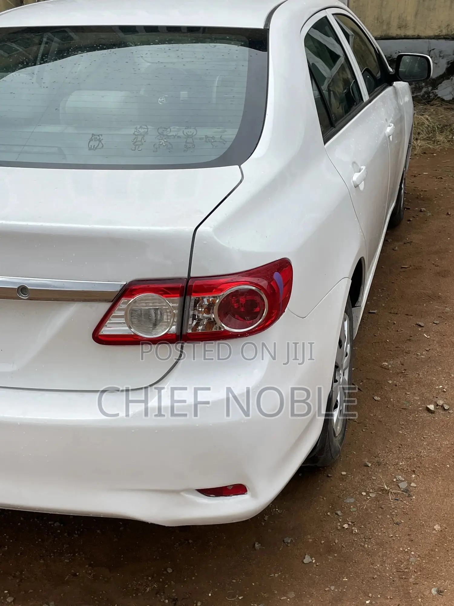 Toyota Corolla LE 4dr Sedan (1.8L 4cyl 4A) 2012 White