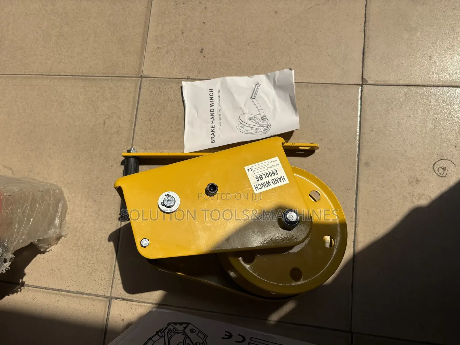 Heavy Duty 2600 LBS Hand Winch