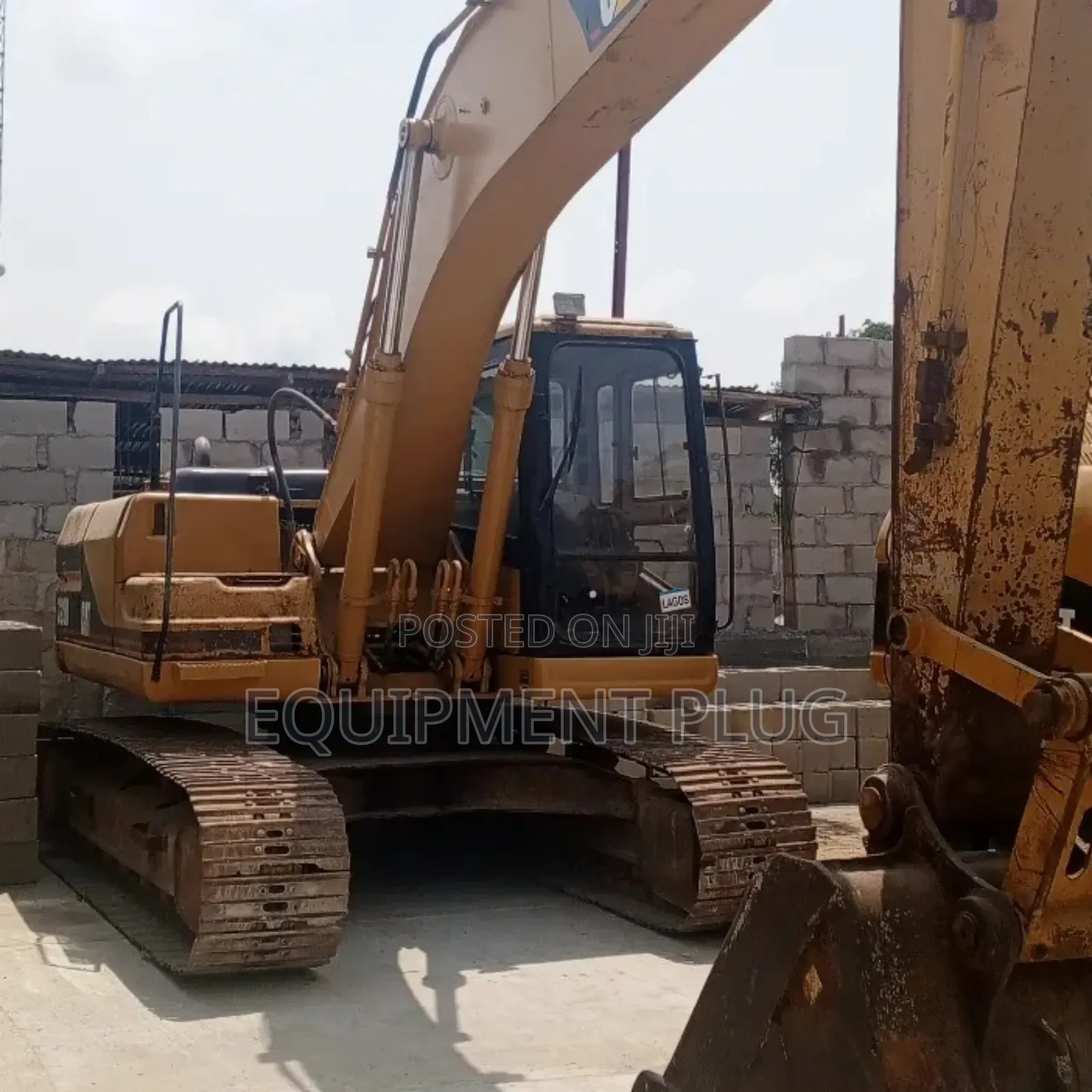 Caterpillar Escavator 320b