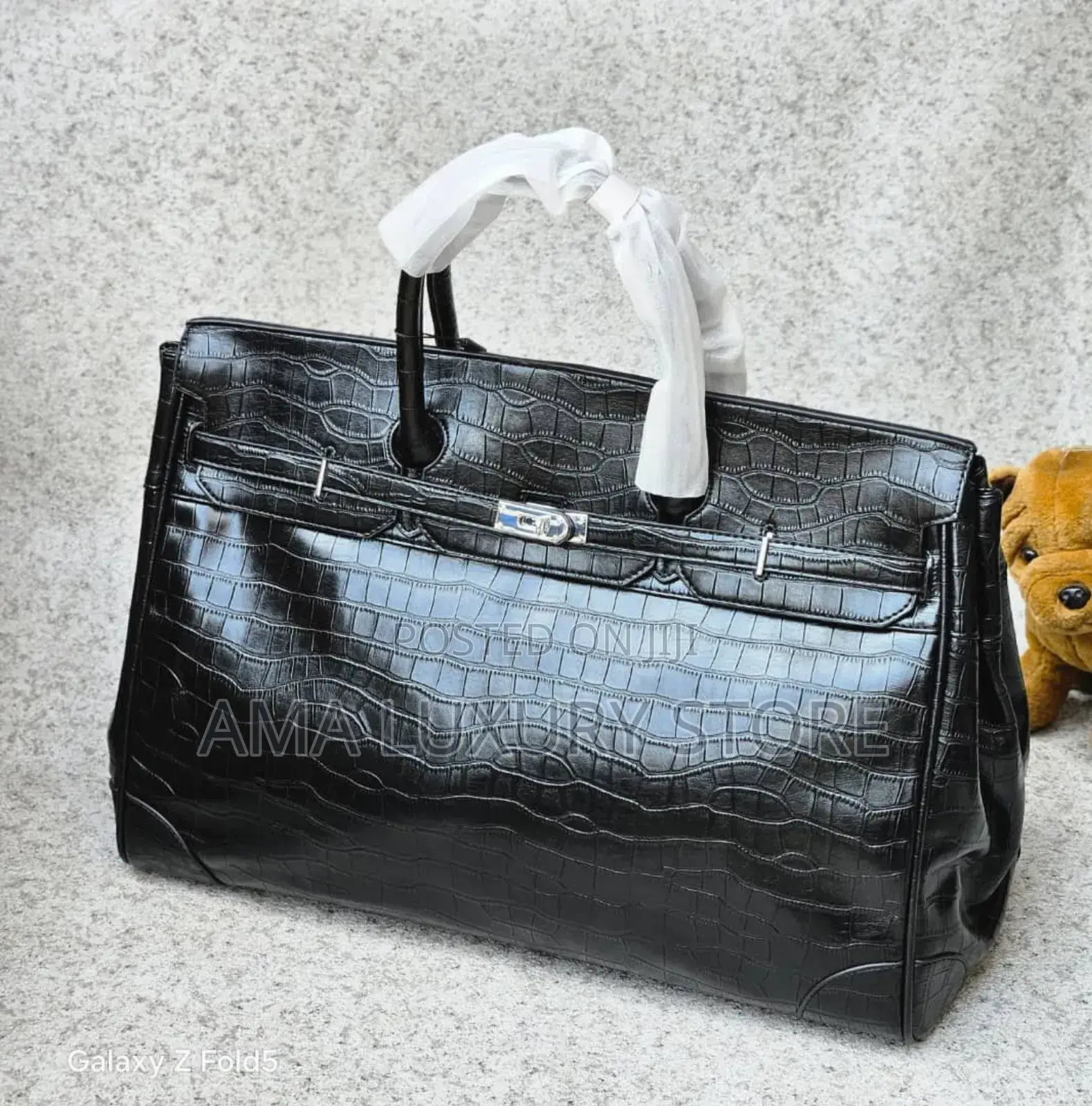 Genuine Leather Unisex Duffle/Travel Bags