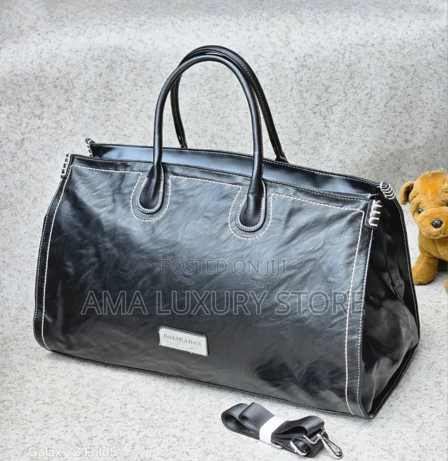 Genuine Leather Unisex Duffle/Travel Bags