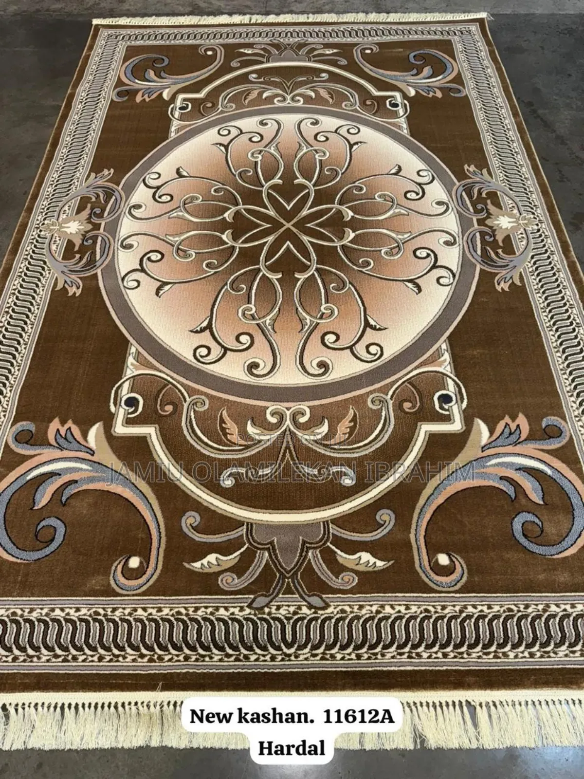 New Kashan Center Rug