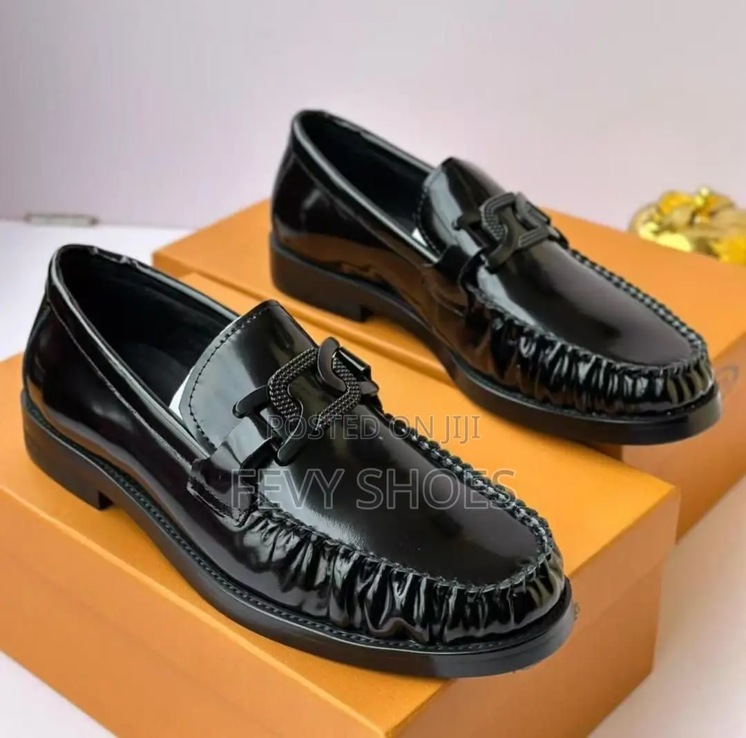 Stop Wearing Average Shoesto Important Place,Upgrade to Italian Shoe