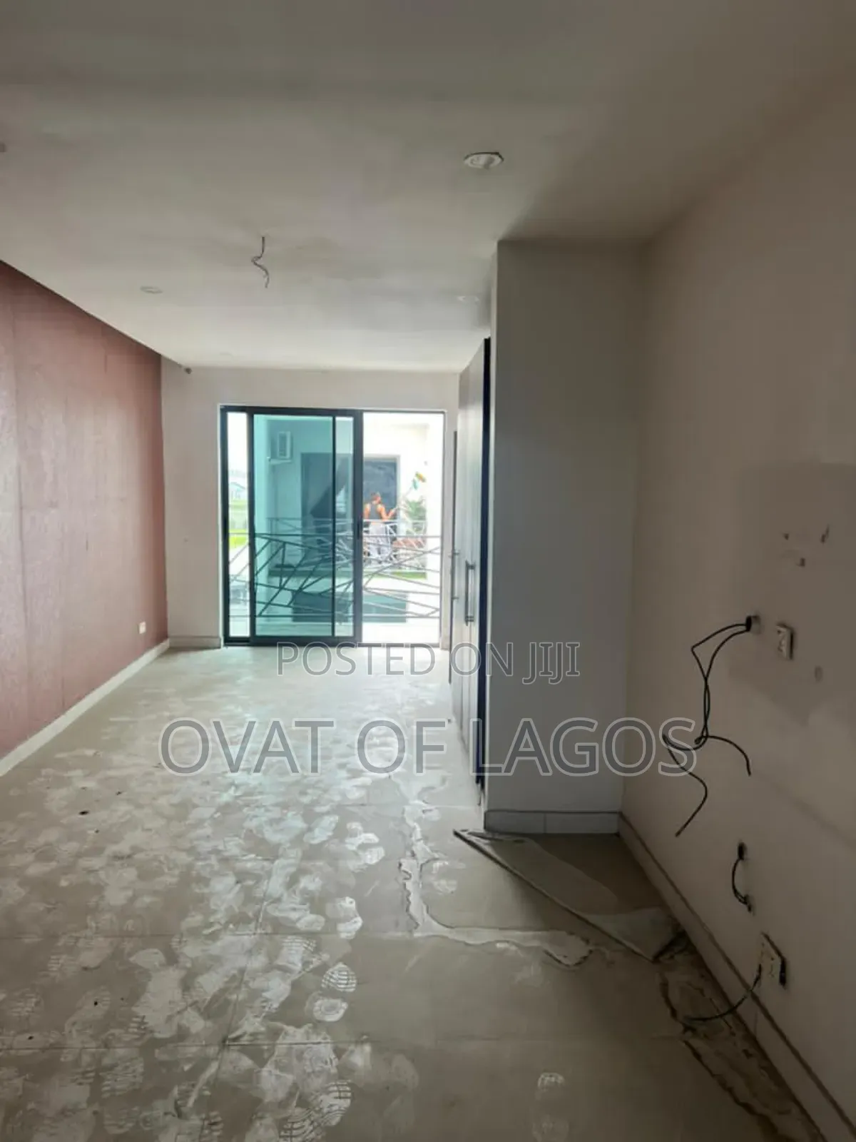 2bdrm Duplex in Lekki Phase 1 for rent