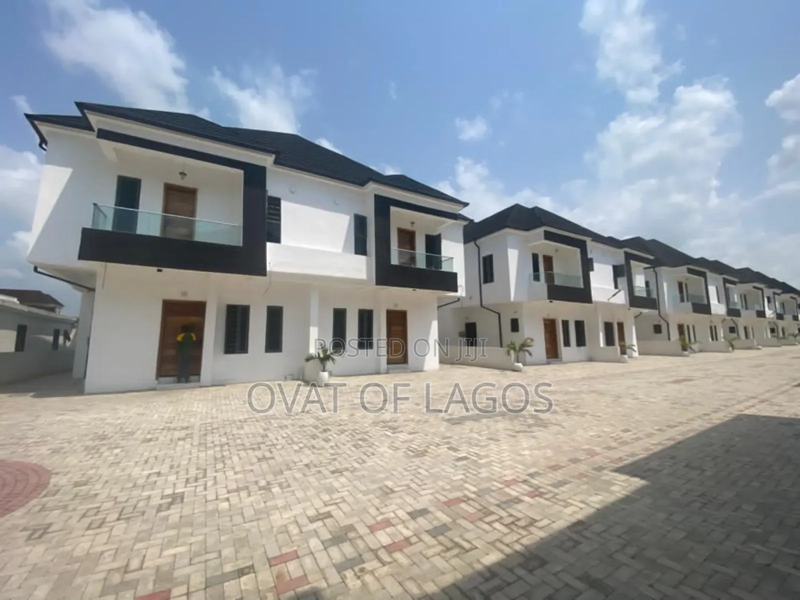 4bdrm Duplex in Harris Drive, VGC / Ajah for rent