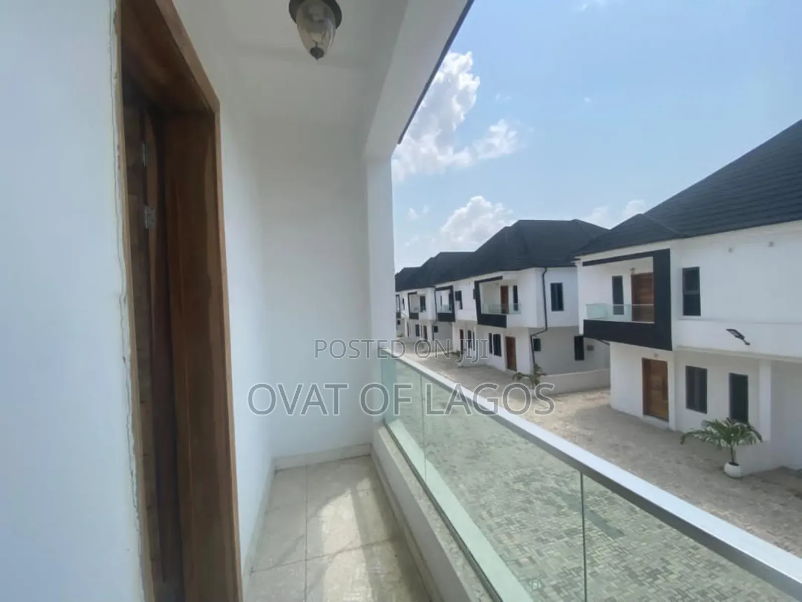 4bdrm Duplex in Harris Drive, VGC / Ajah for rent