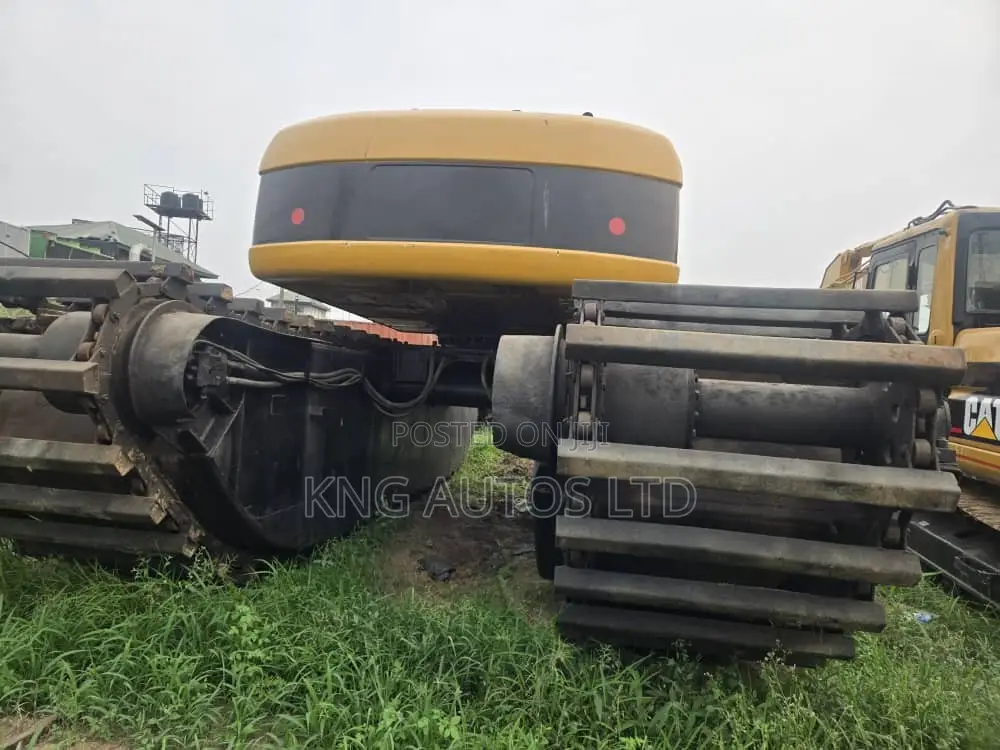 Foreign Caterpillar Excavator