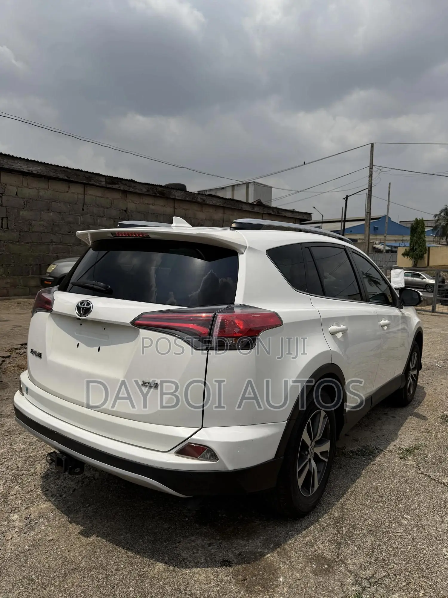 Toyota RAV4 2017 White