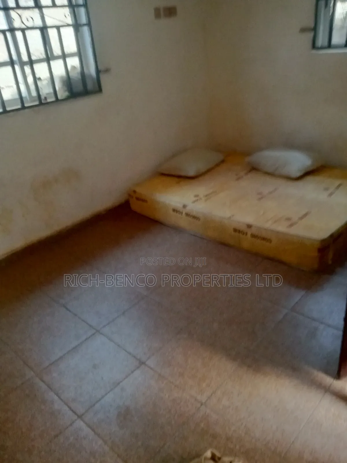 Studio Apartment in Obasanjo Road, Dutse-Alhaji for rent