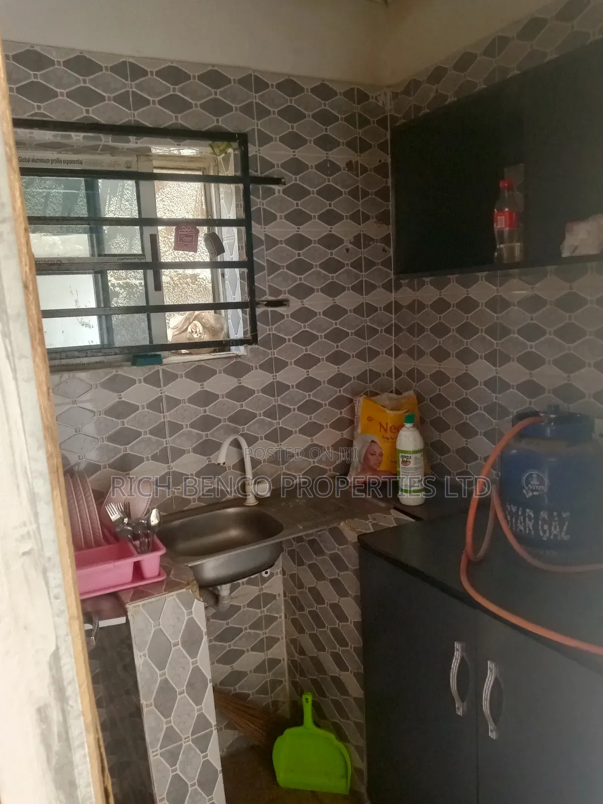 Studio Apartment in Obasanjo Road, Dutse-Alhaji for rent