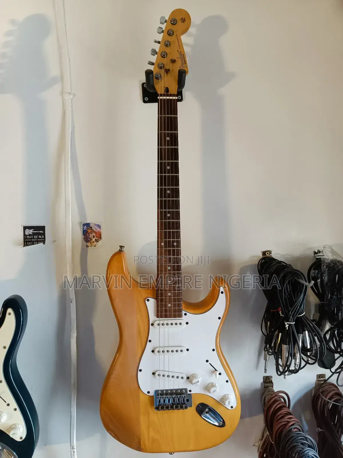 Fender Stratocaster Guitar Original Contour Body With Whammy Bar