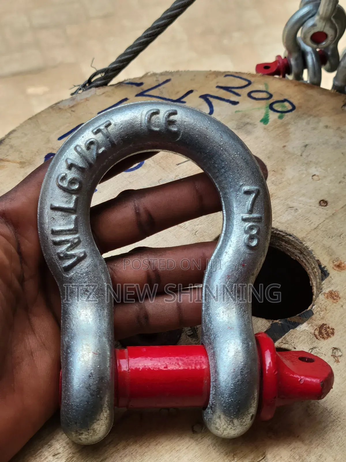 6 and Half Tons Bow Shackle