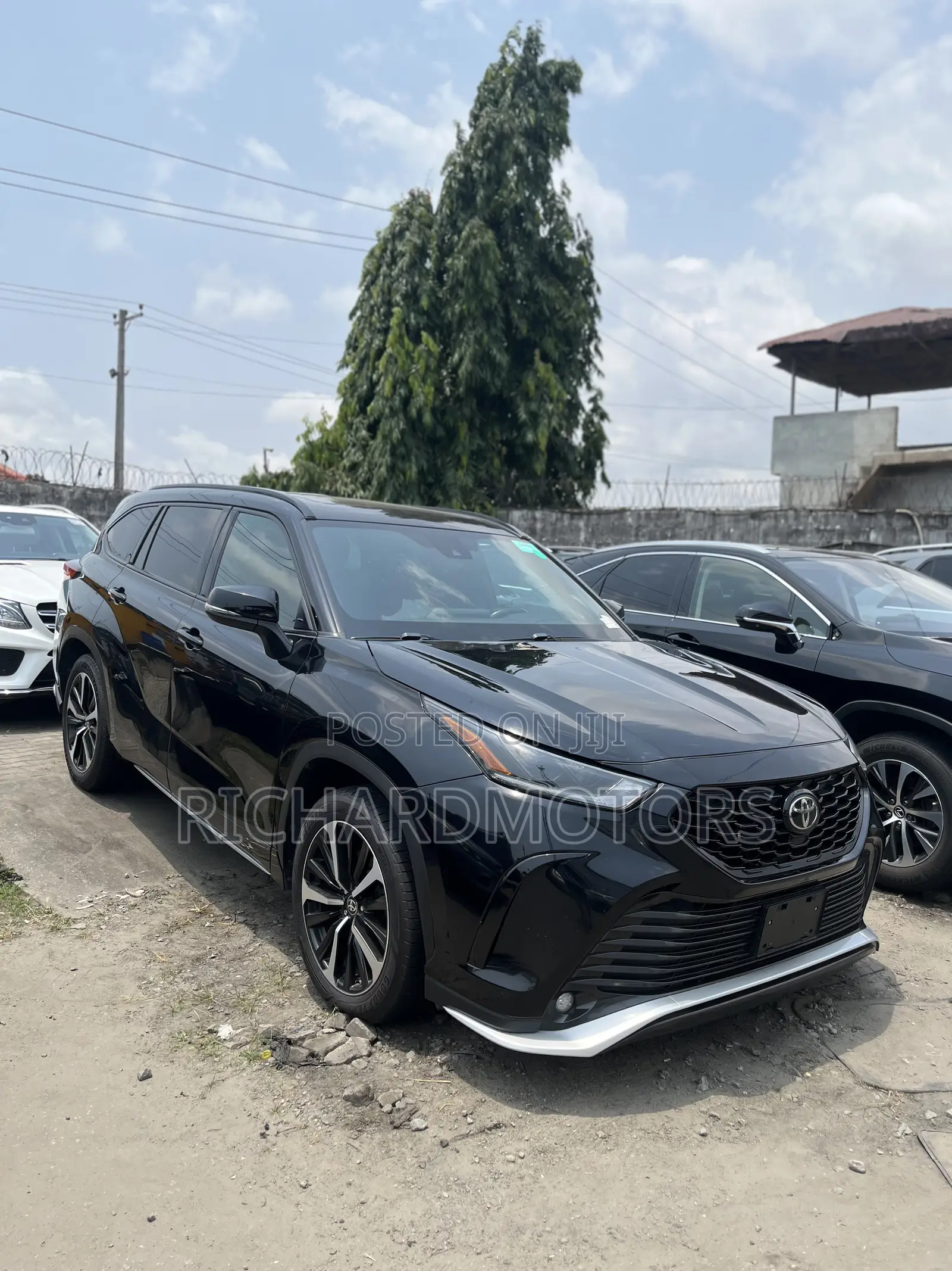 Toyota Highlander XSE 2022 Black