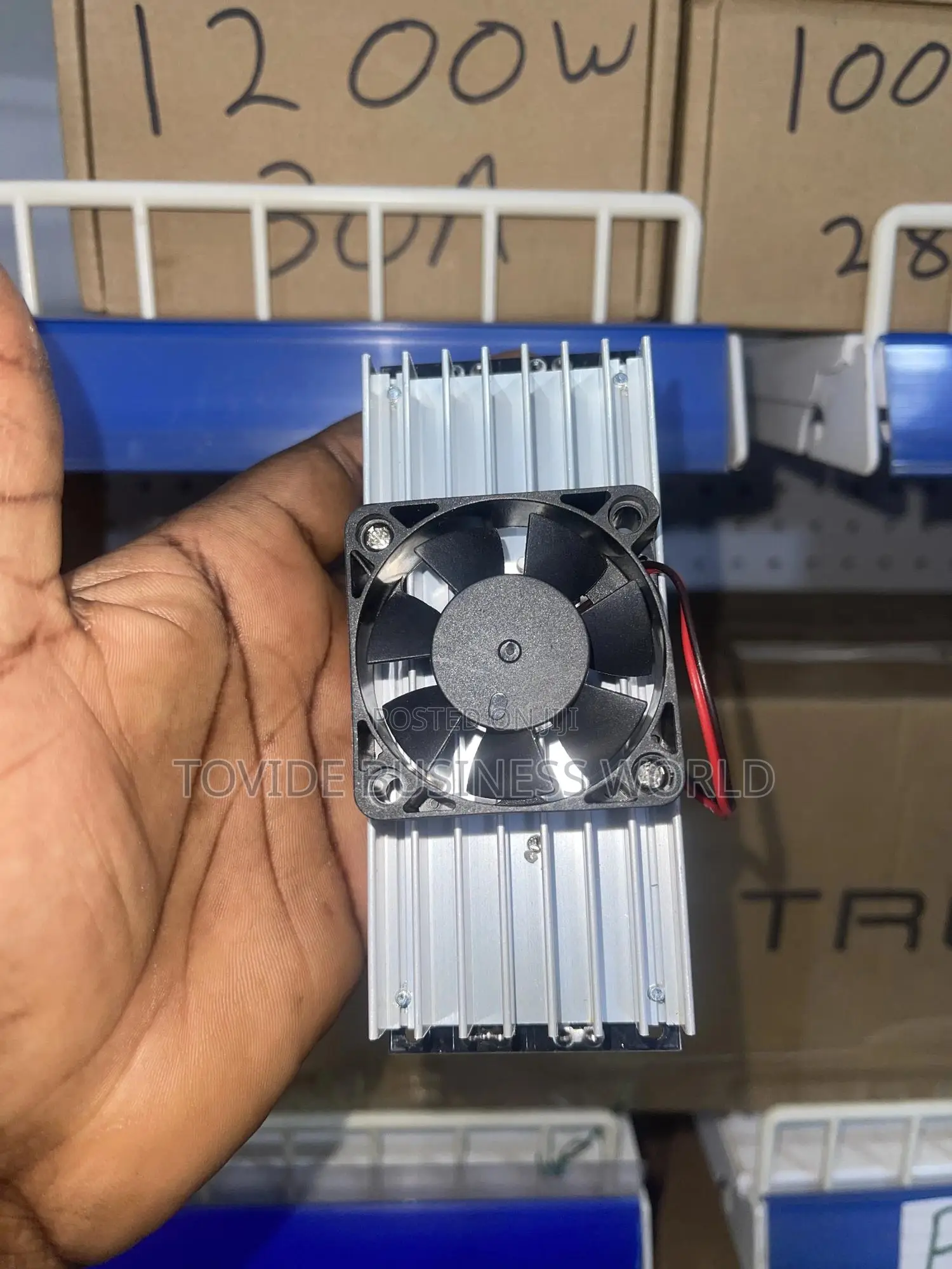 1200w 30a Dc-Dc Step Down (Buck) Converter With Cooling Fan