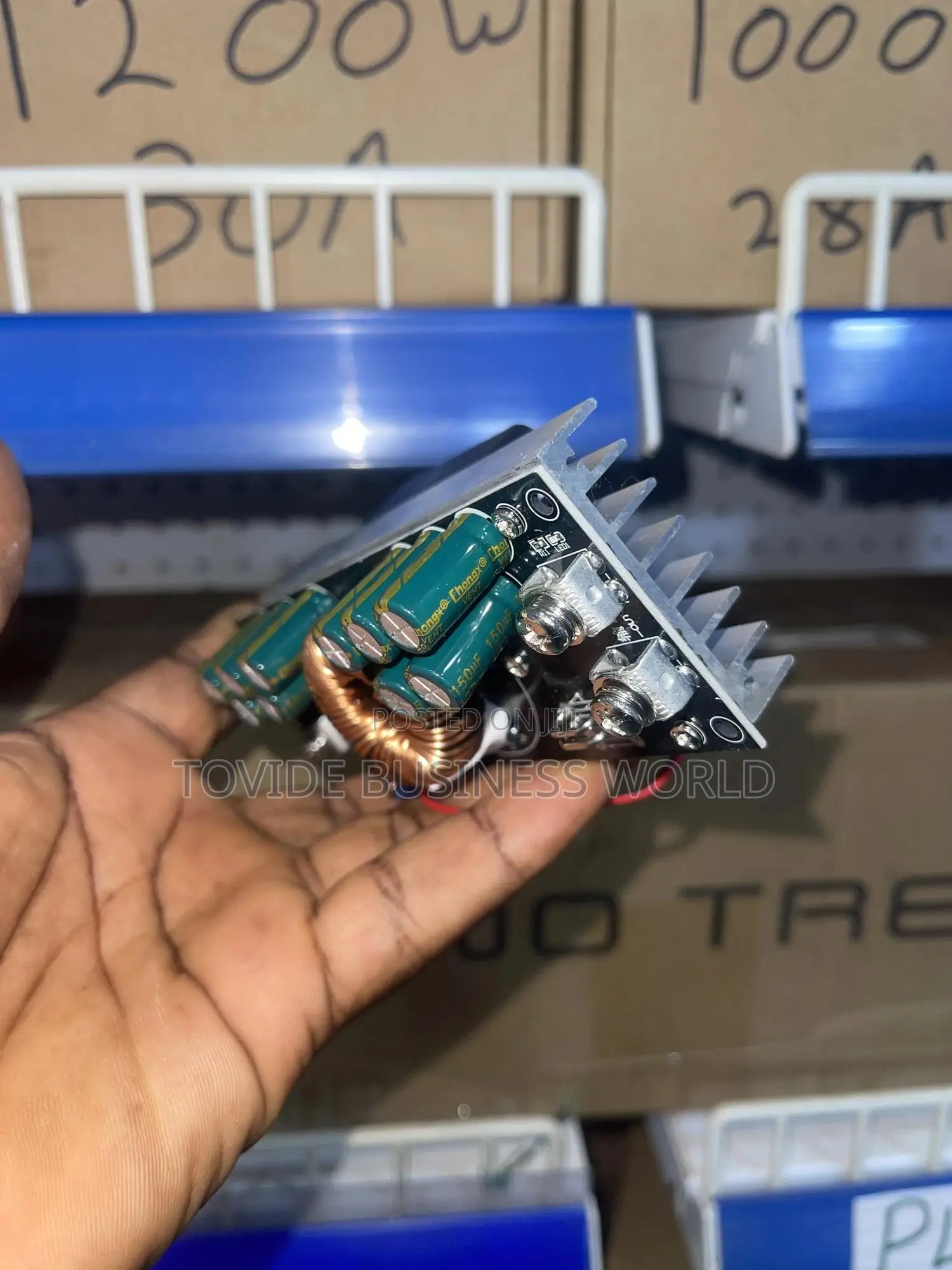 1200w 30a Dc-Dc Step Down (Buck) Converter With Cooling Fan